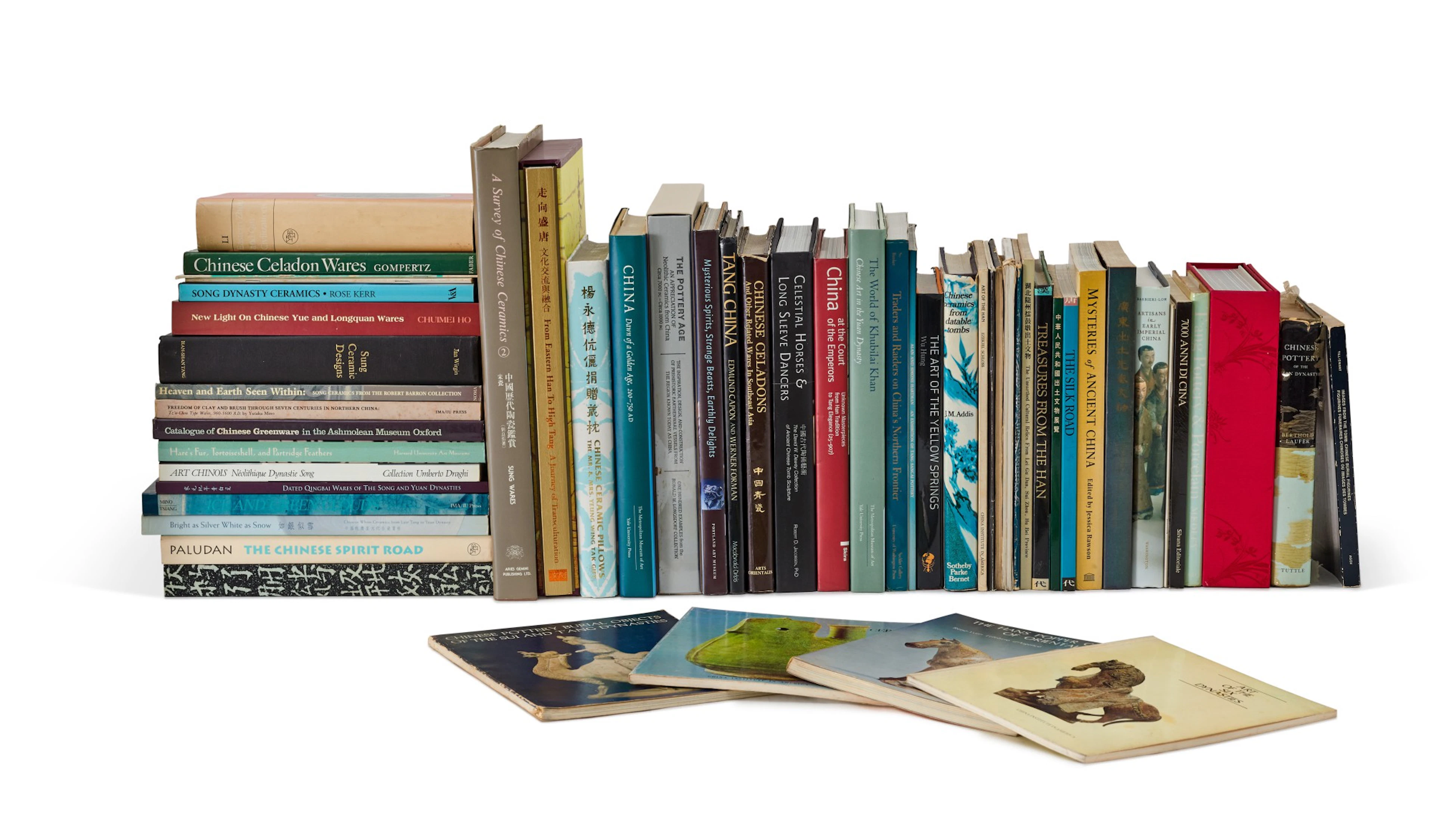 A large collection of reference books on early Chinese ceramics 中國古代陶瓷參考書籍一組約60本