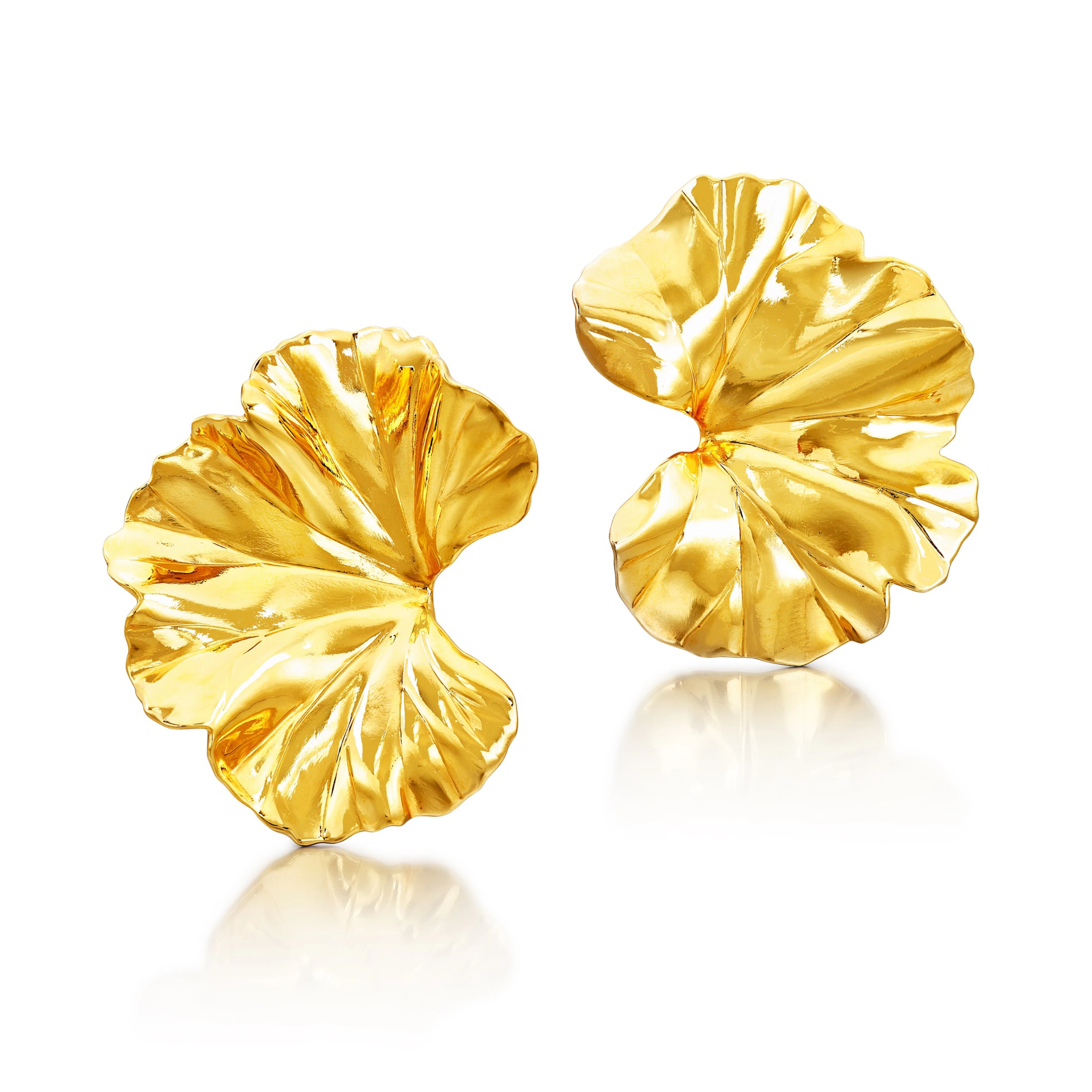 'Geranium' Pair of Aluminum Ear Clips | JAR | 'Geranium' 鋁耳夹一對