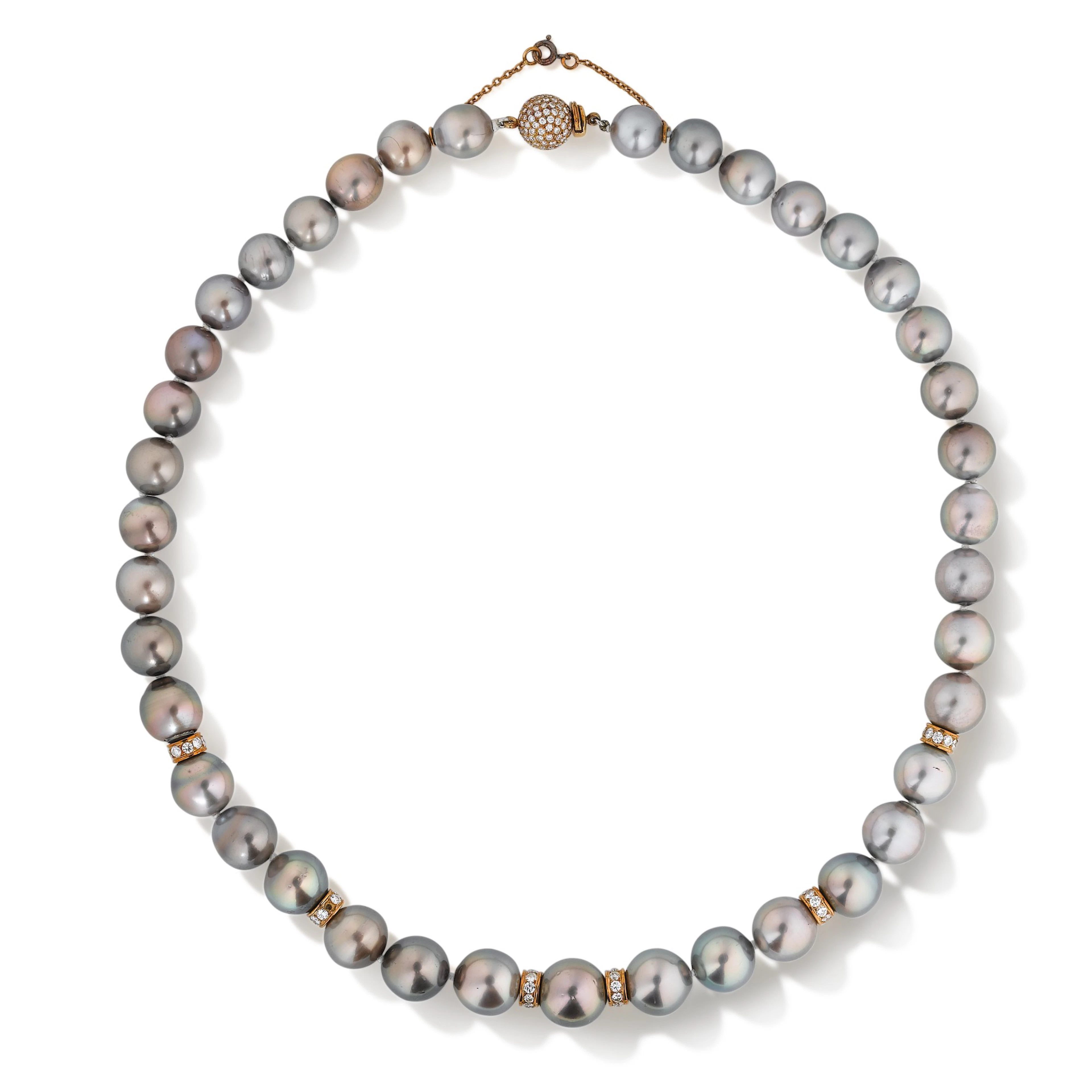 Collier perles de culture et diamants | Cultured pearl and diamond necklace