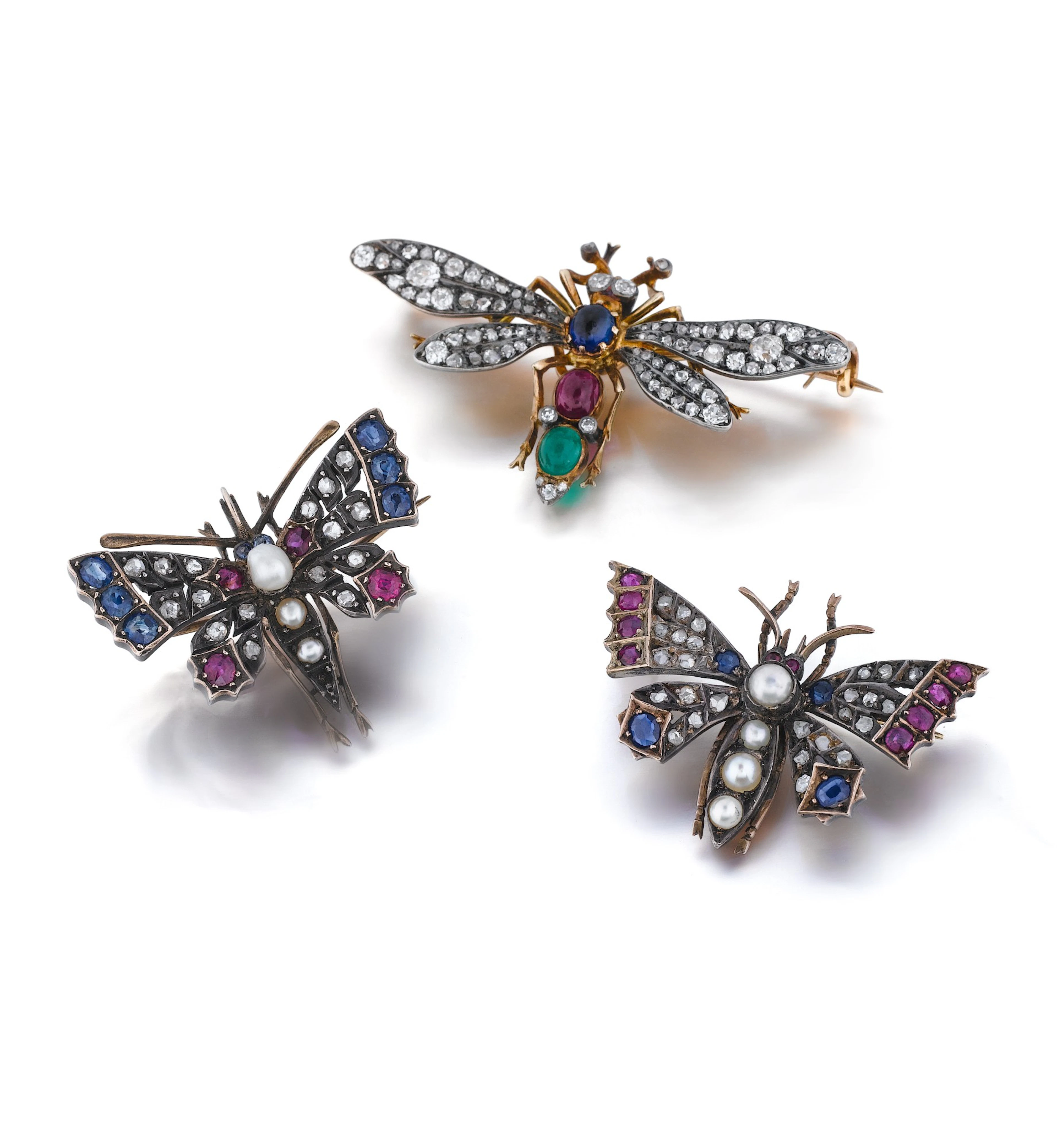 Trois broches | Three brooches