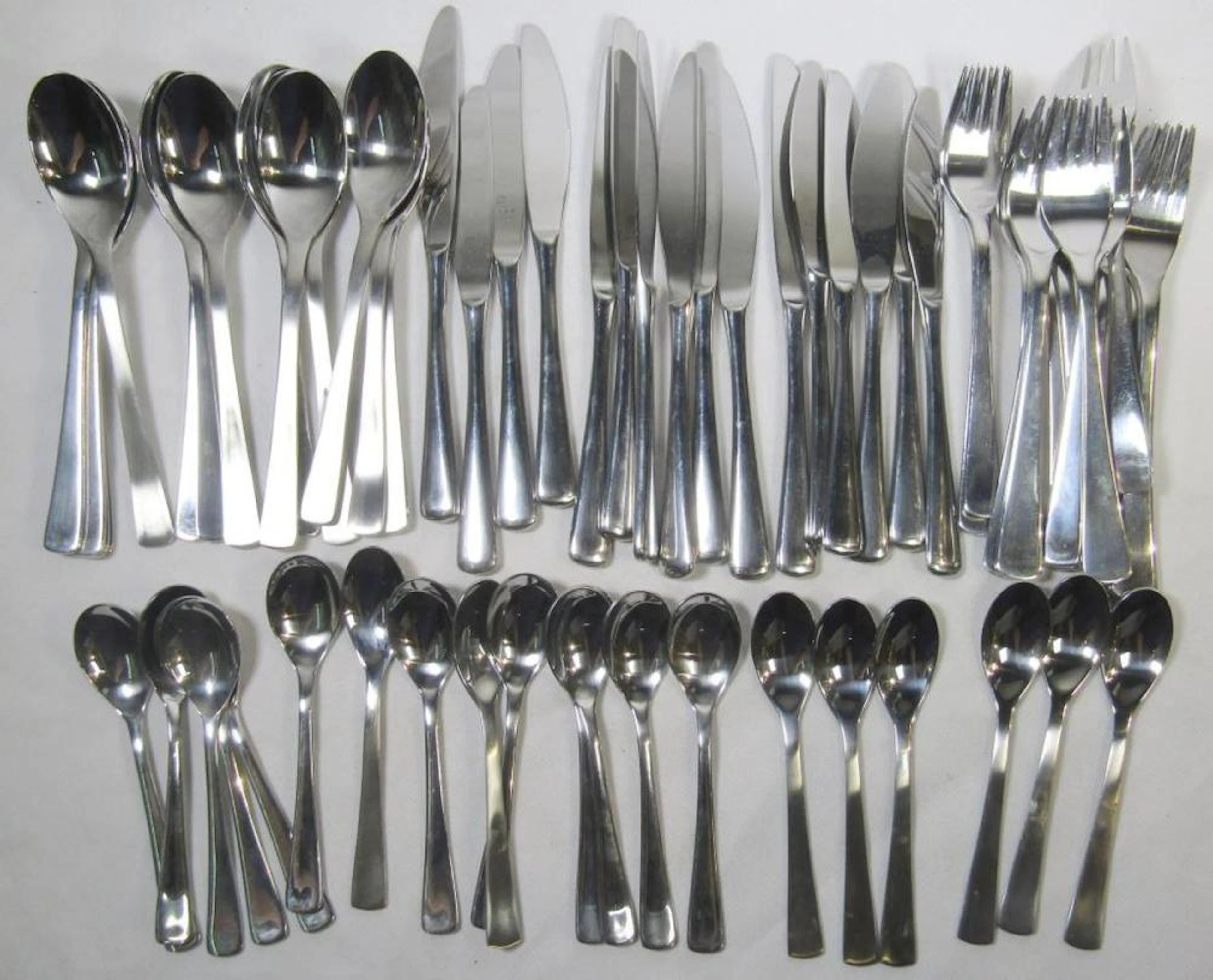 Modern Esse design Stainless steel flatware set