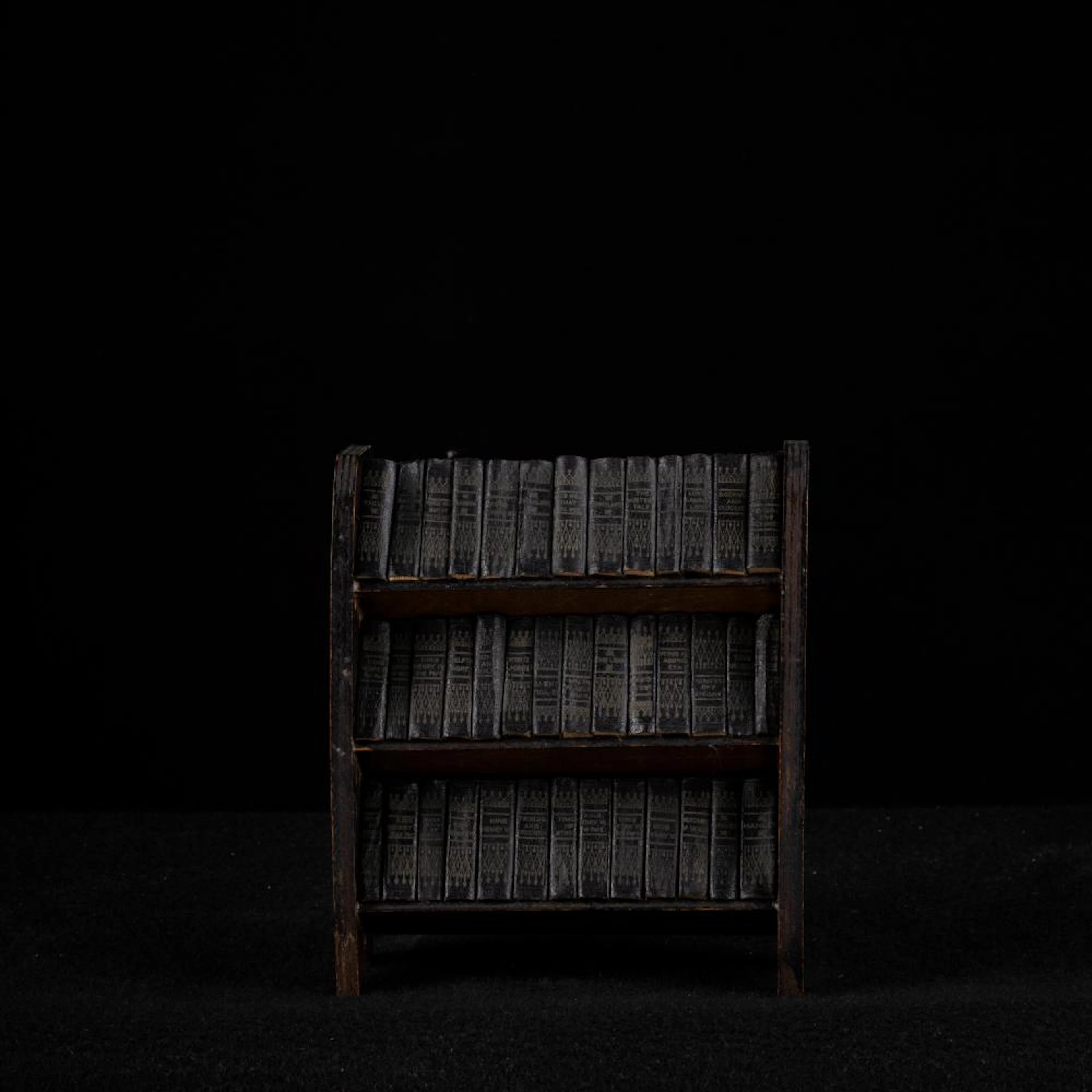 RACCOLTA DI 40 VOLUMI IN MINIATURA DELLE OPERE DI SHAKESPEARE
