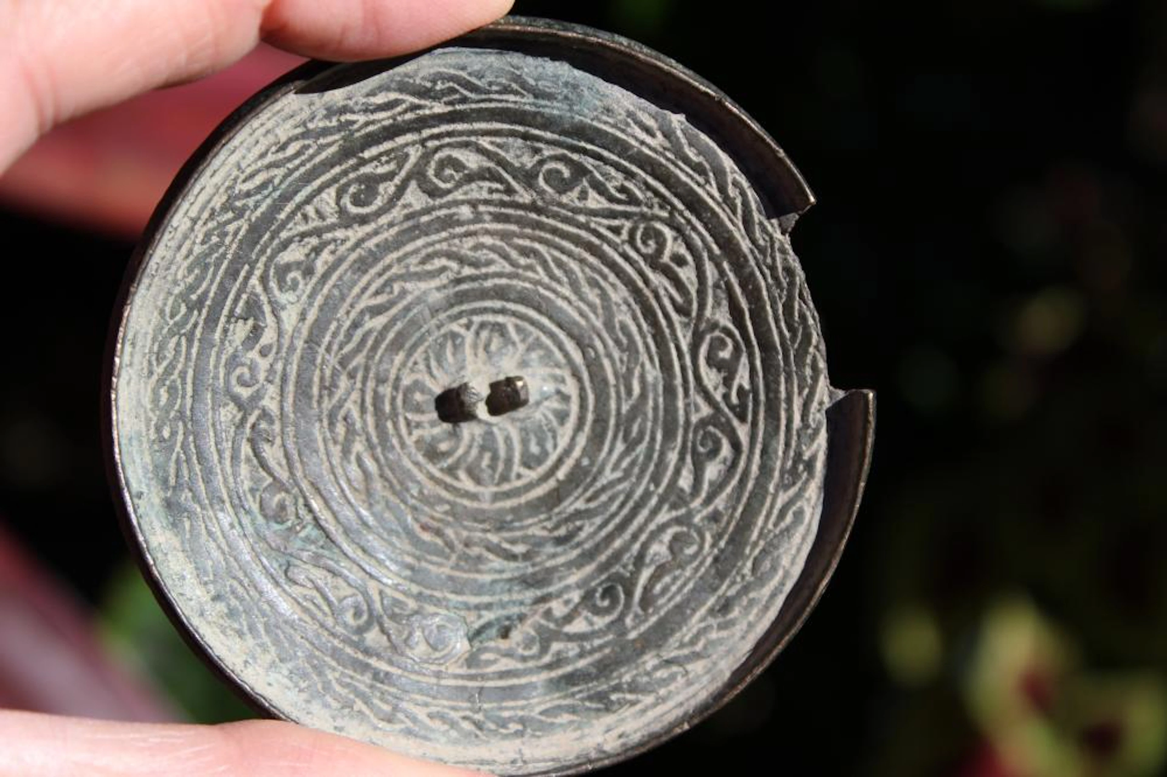 Genuine Islamic Persian bronze mirror circa 900-1100 AD, from Pakistan