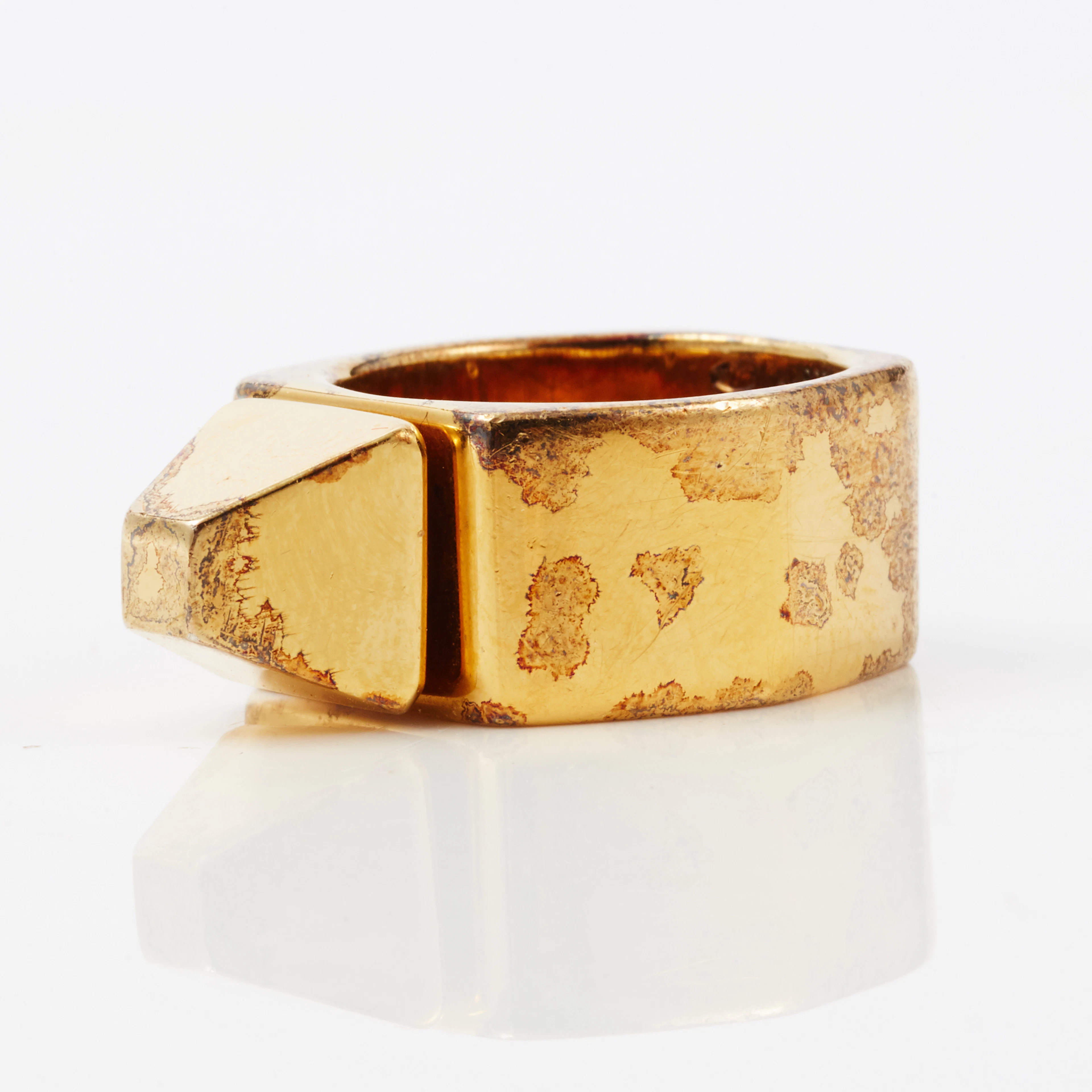 Yves Saint Laurent ring
