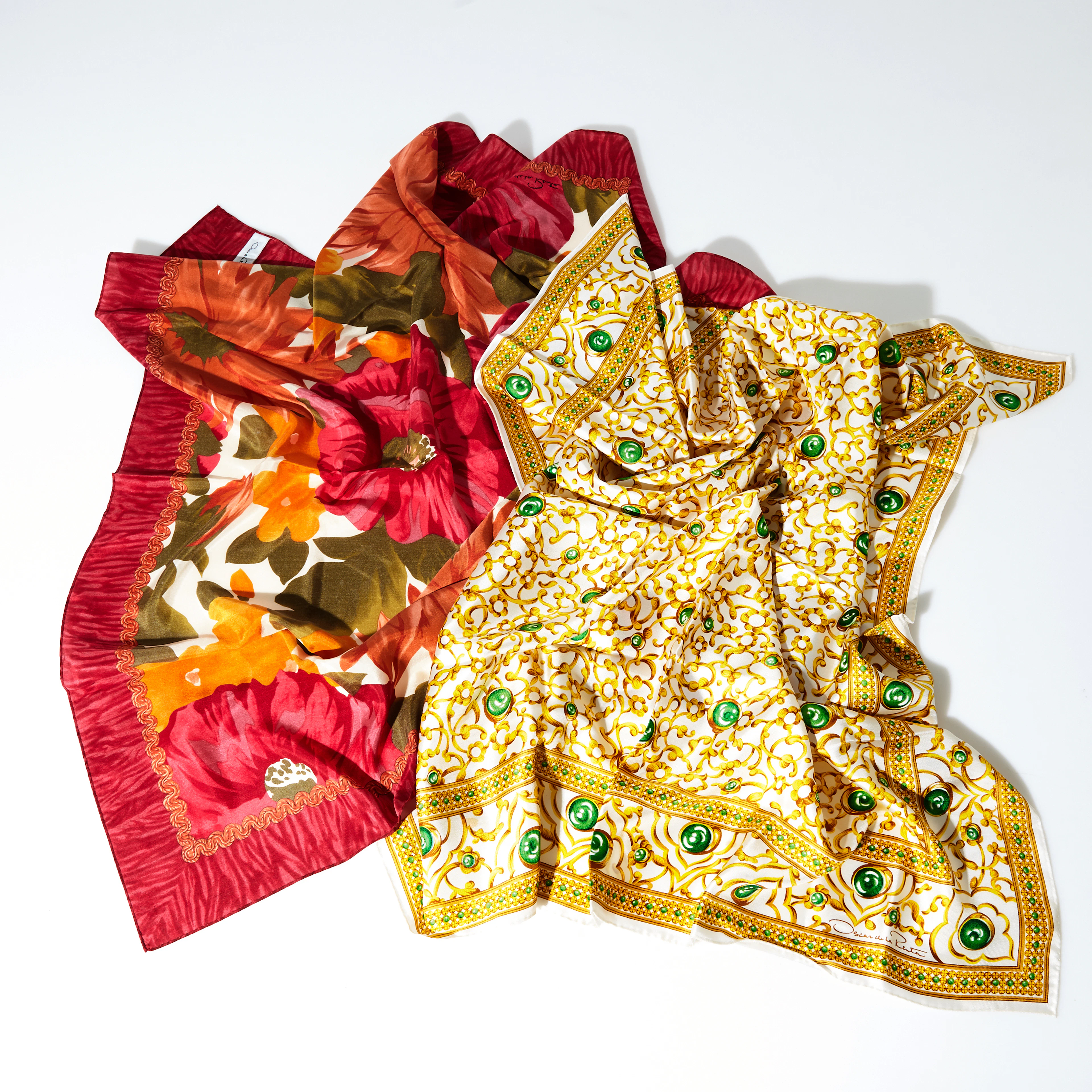 Oscar de la Renta scarfs 2 st.