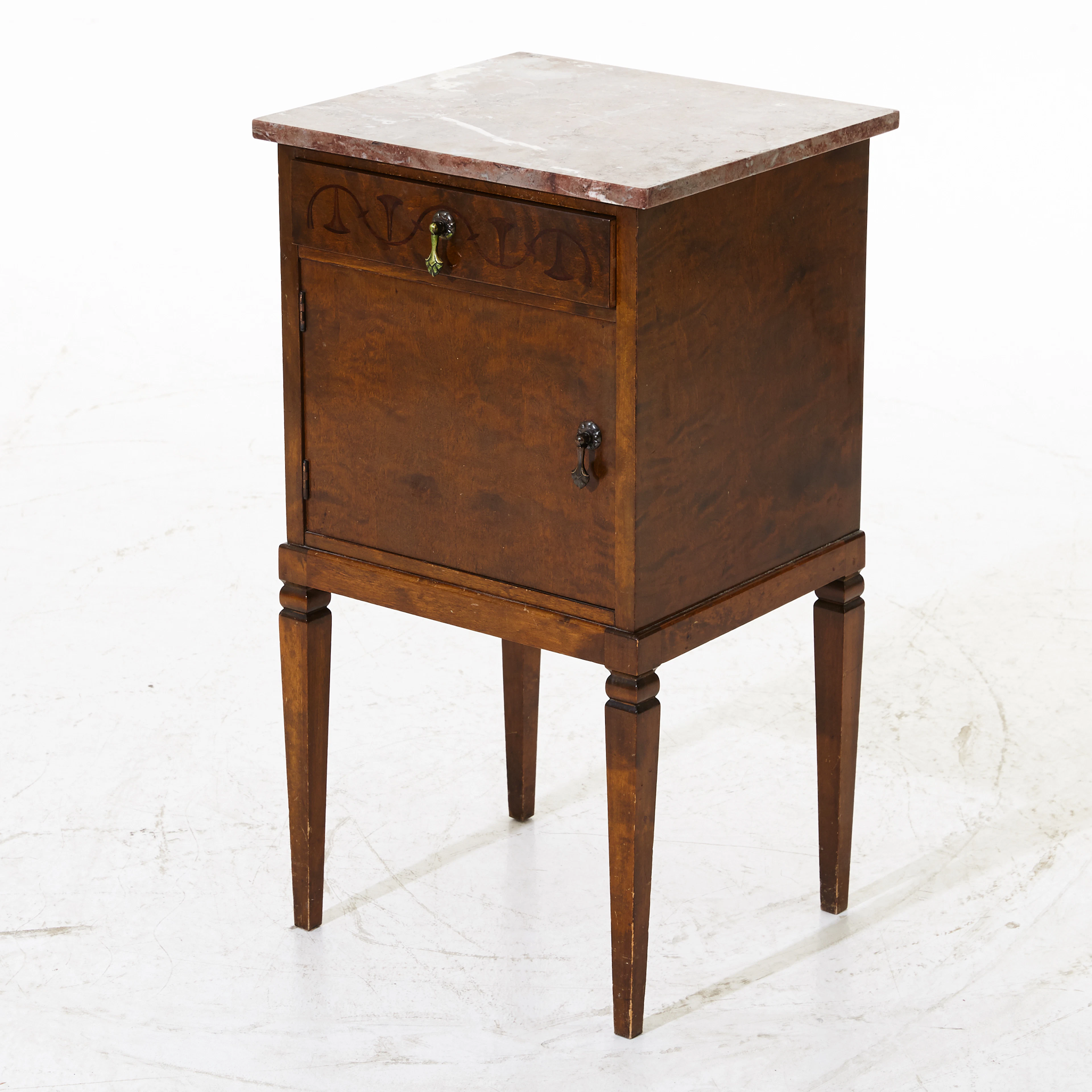 Sängbord 1920/30-tal