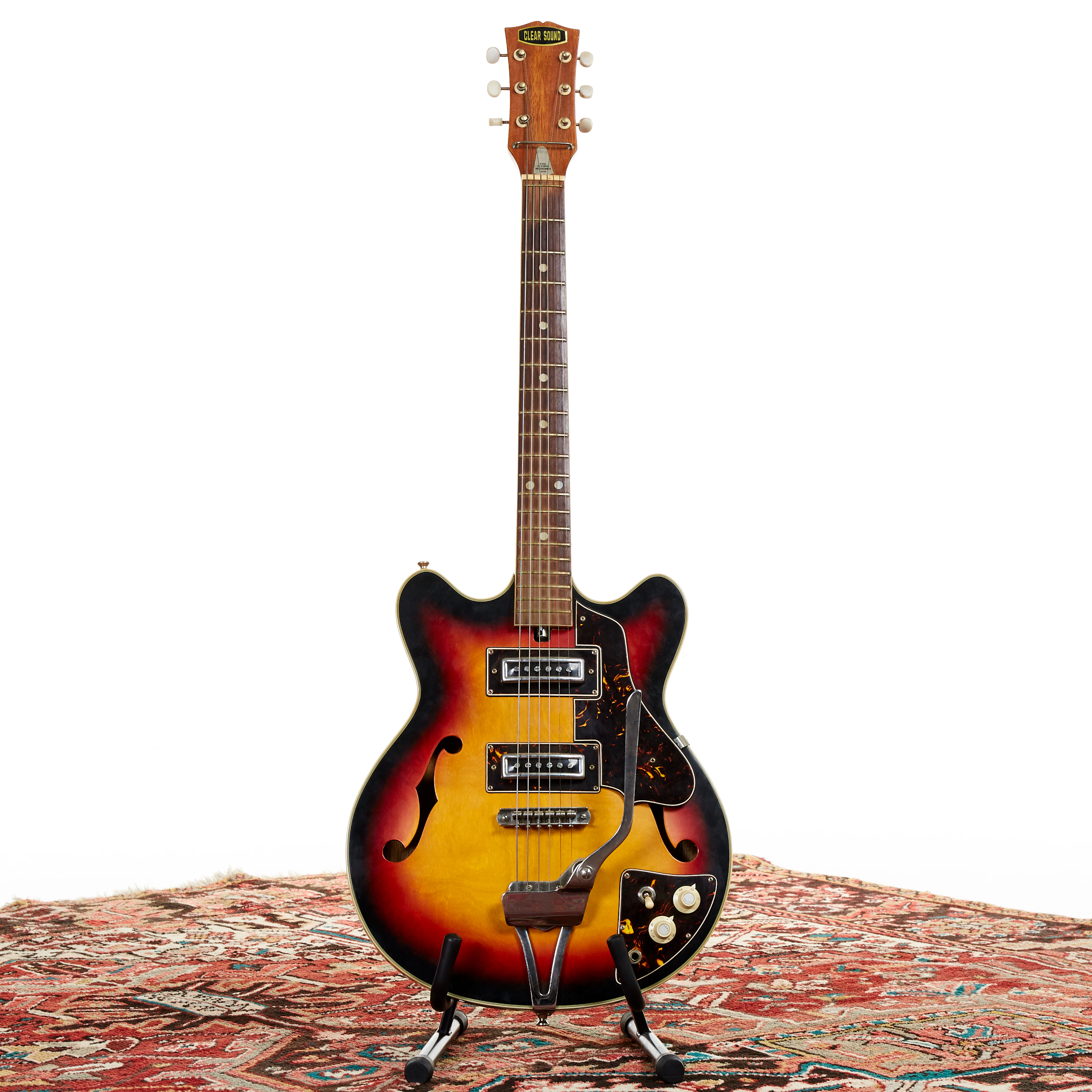 Clear Sound semiakustisk gitarr