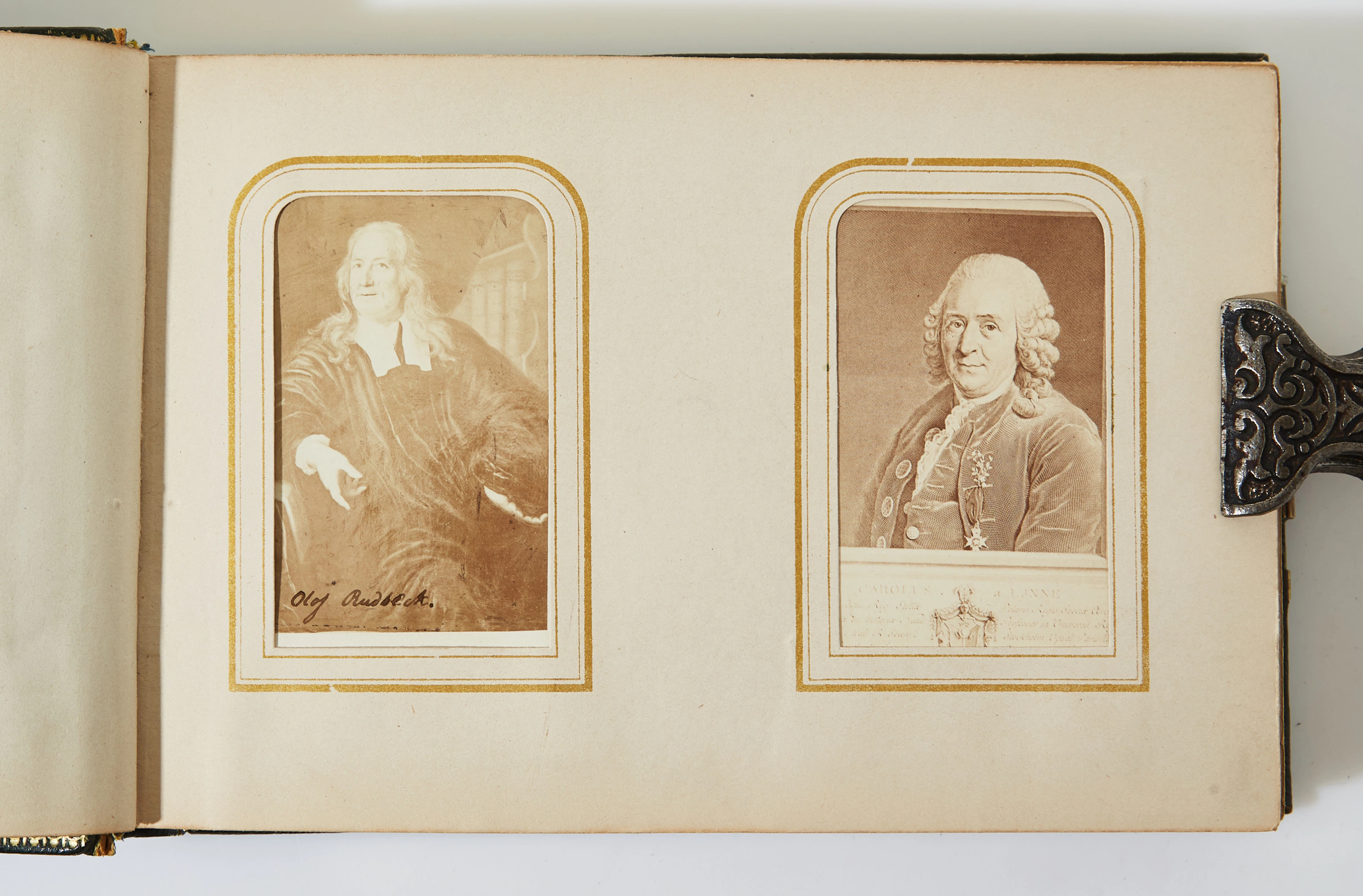 Äldre fotoalbum läkare ca 1870-90