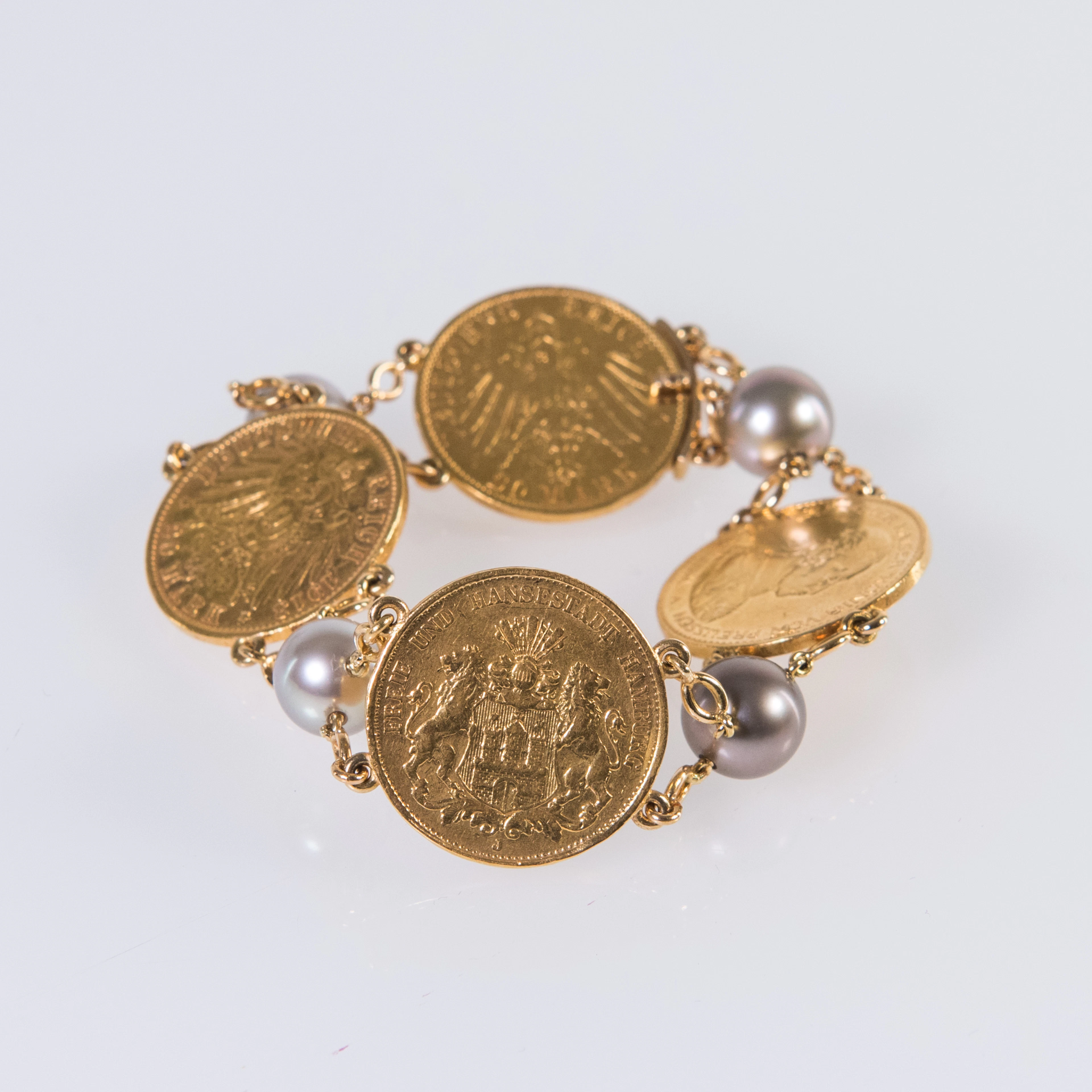 Armband med gyldmynt