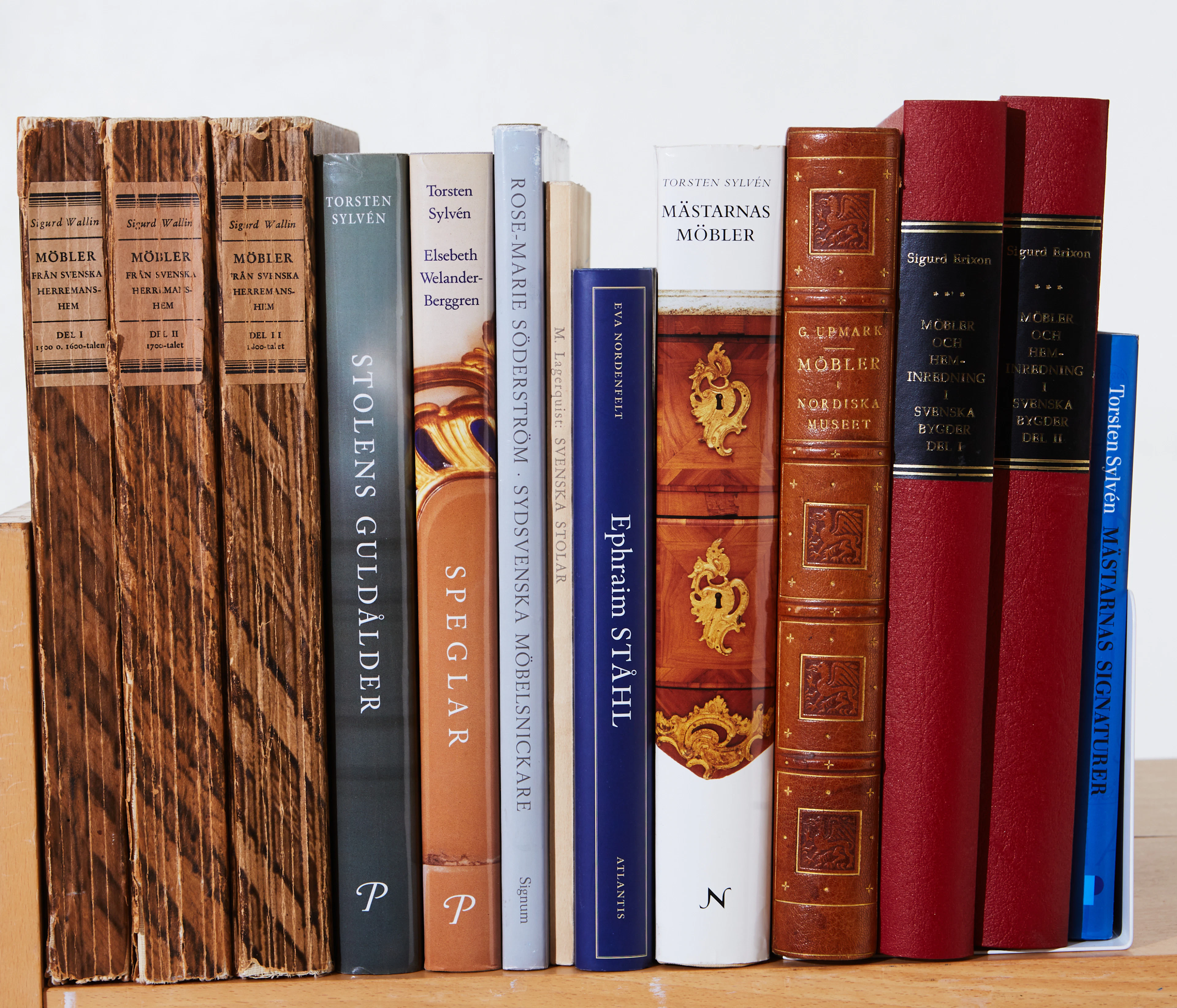 Möbellitteratur, 13 vol.