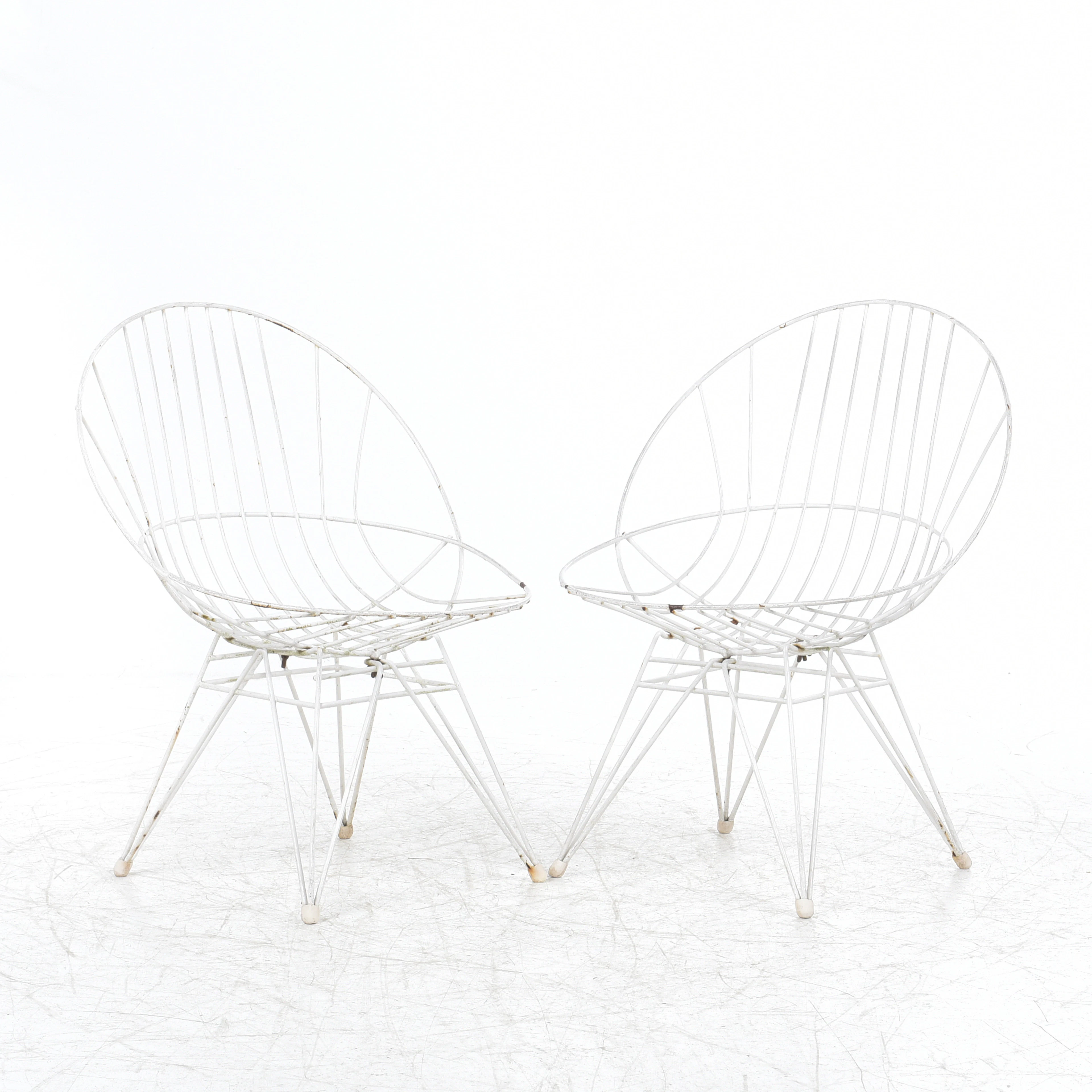 Ett par stolar 'Combex wire chair'