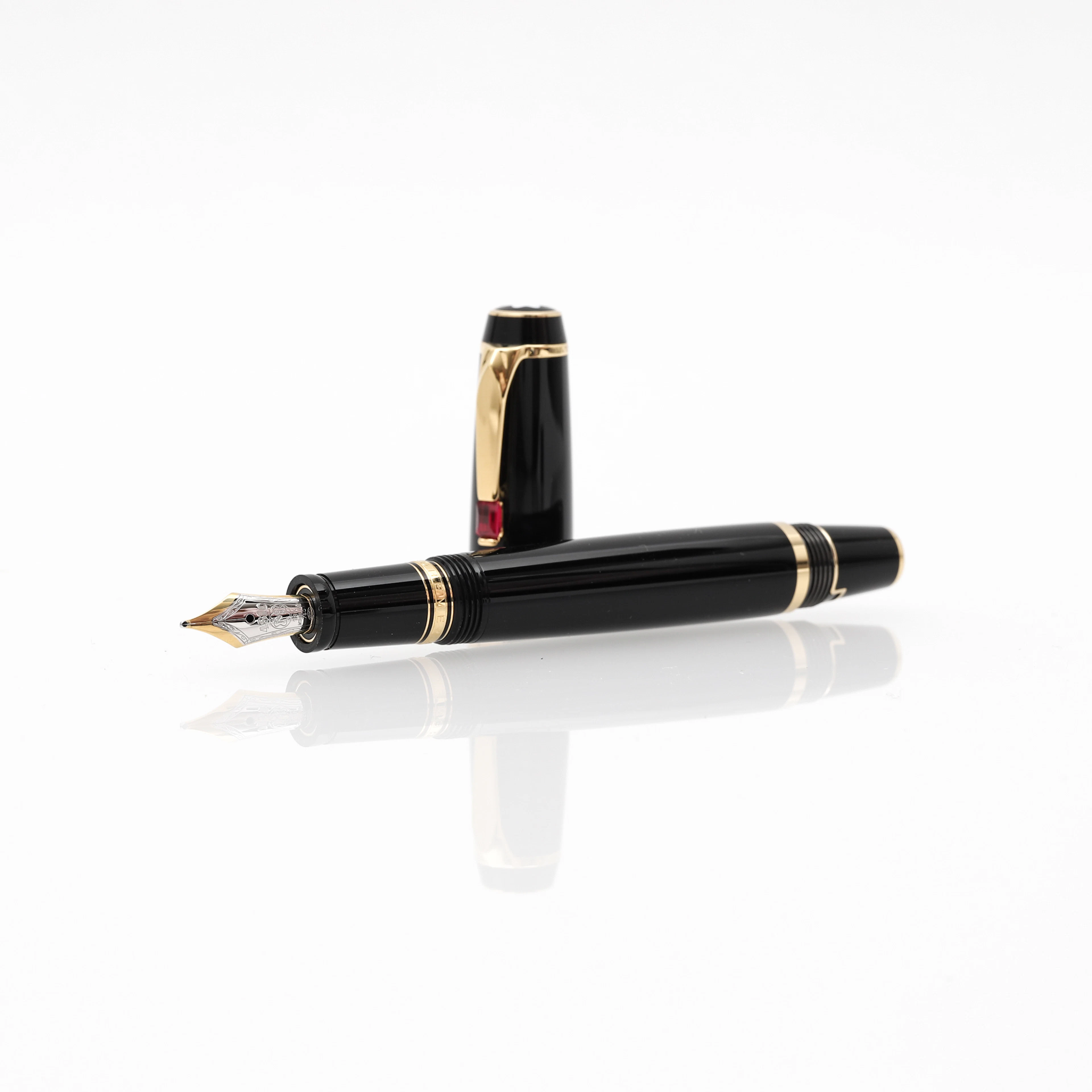 Edition Luxe Montblanc Bohème Rouge Resevaoirpenna