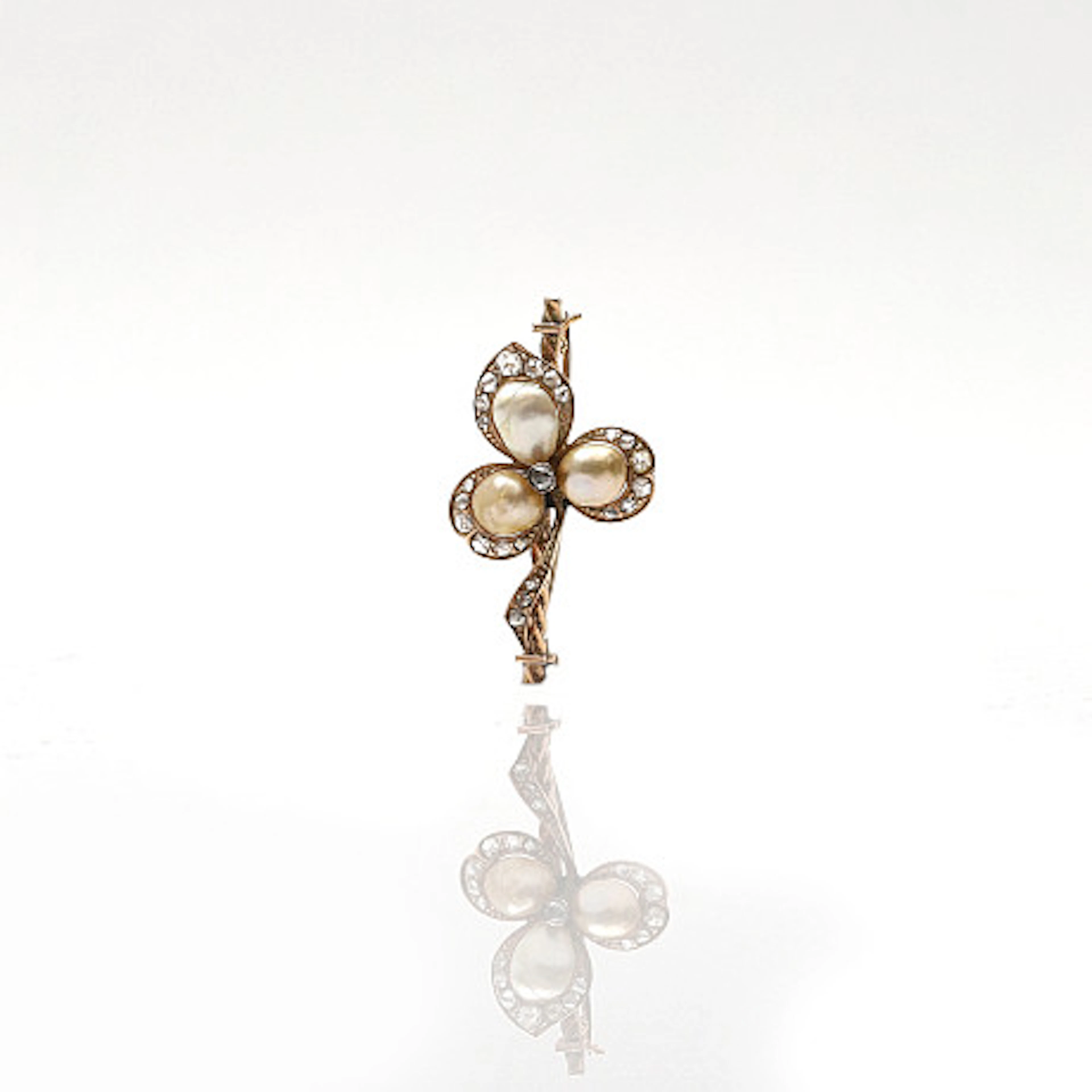 BROSCH 14K ANTIK RÖDGULD.