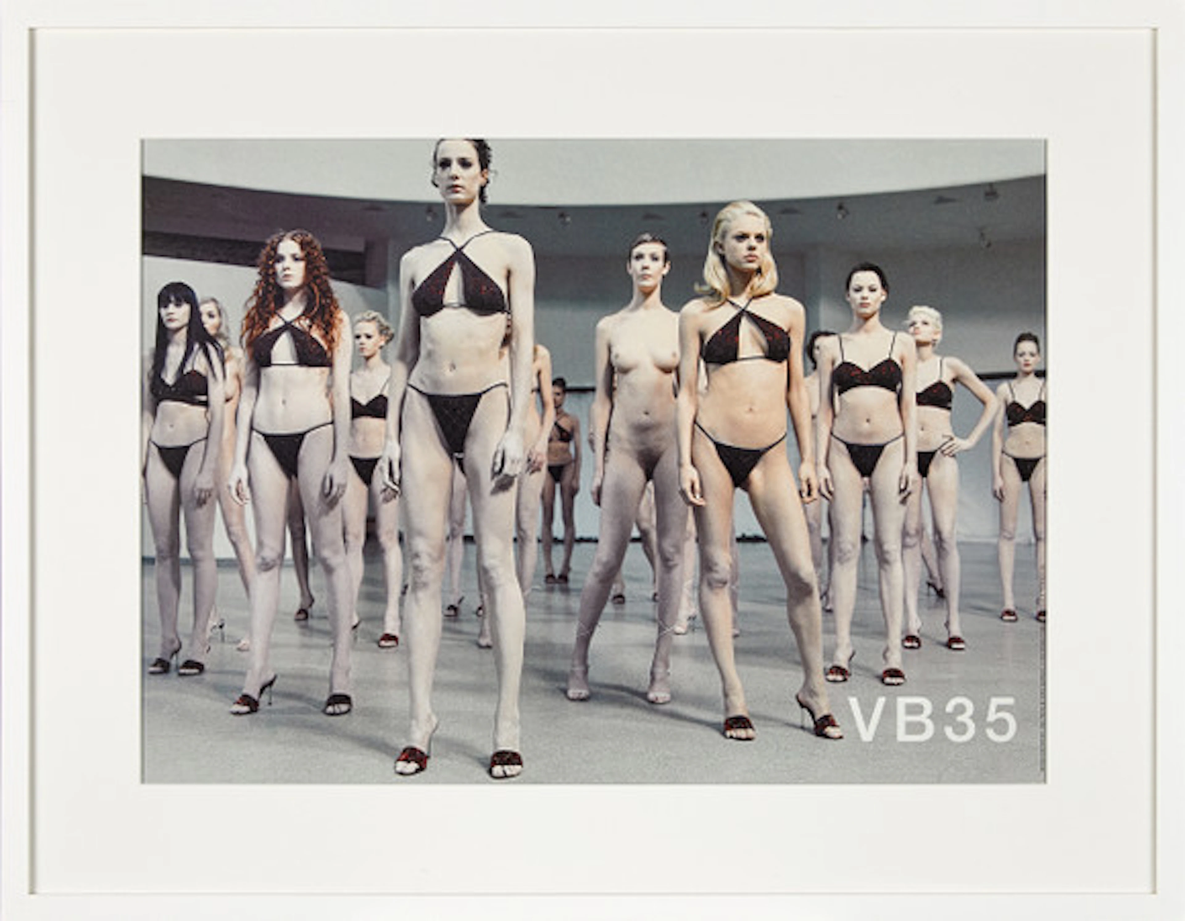 VANESSA BEECROFT FÖDD 1969. Untitled 1999,…