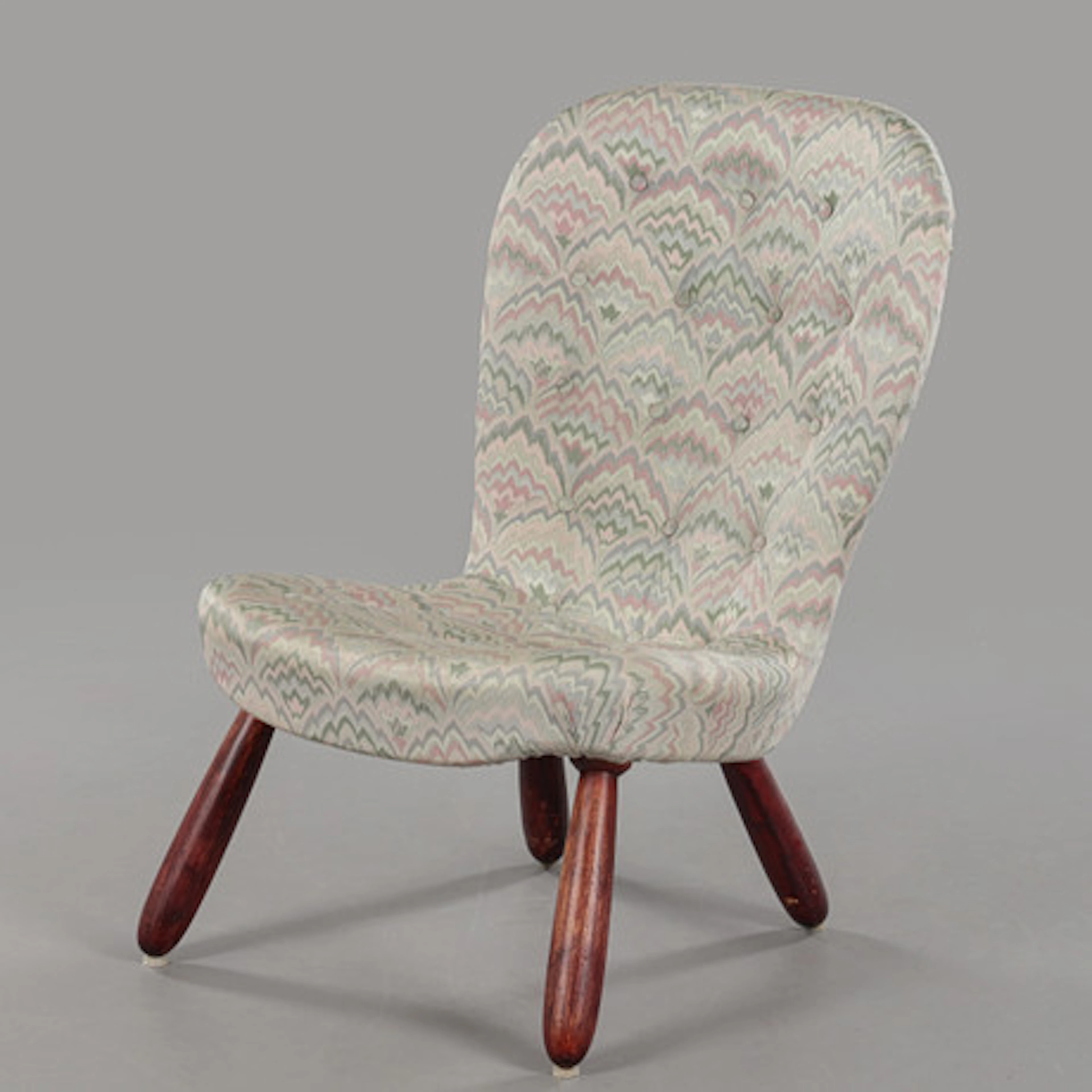 FÅTÖLJ, modell Muslinge / Clam Chair, omkr…