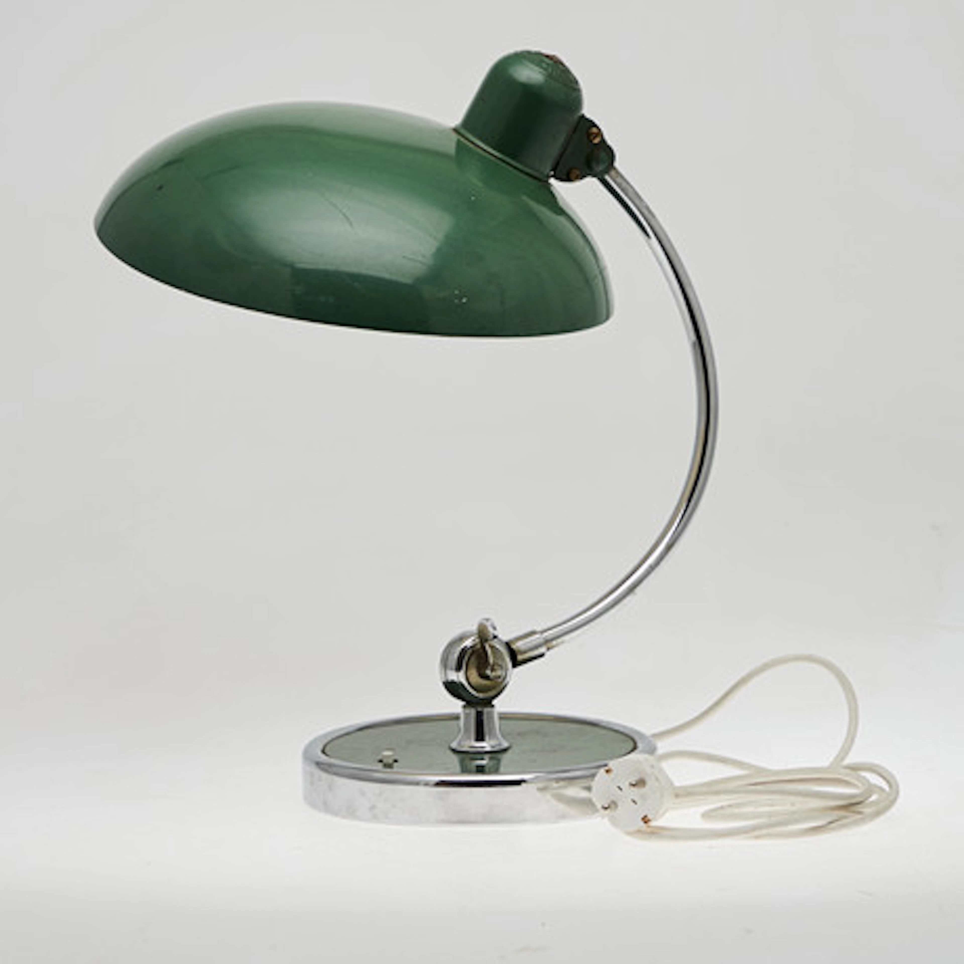 CHRISTIAN DELL. Kaiser Idell, bordslampa/l…