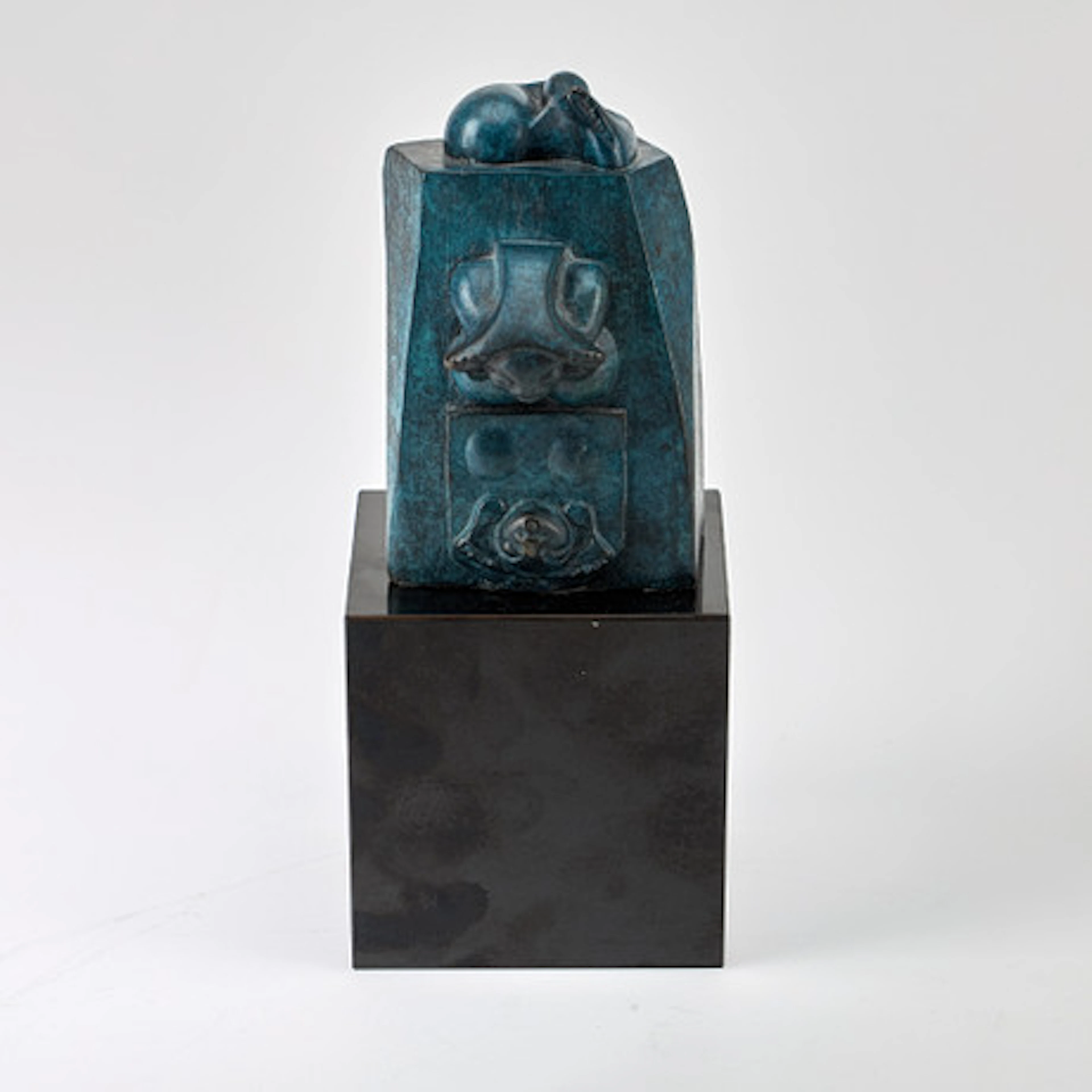 BIRGITTA ARA (FÖDD 1934). Figurer, signera…