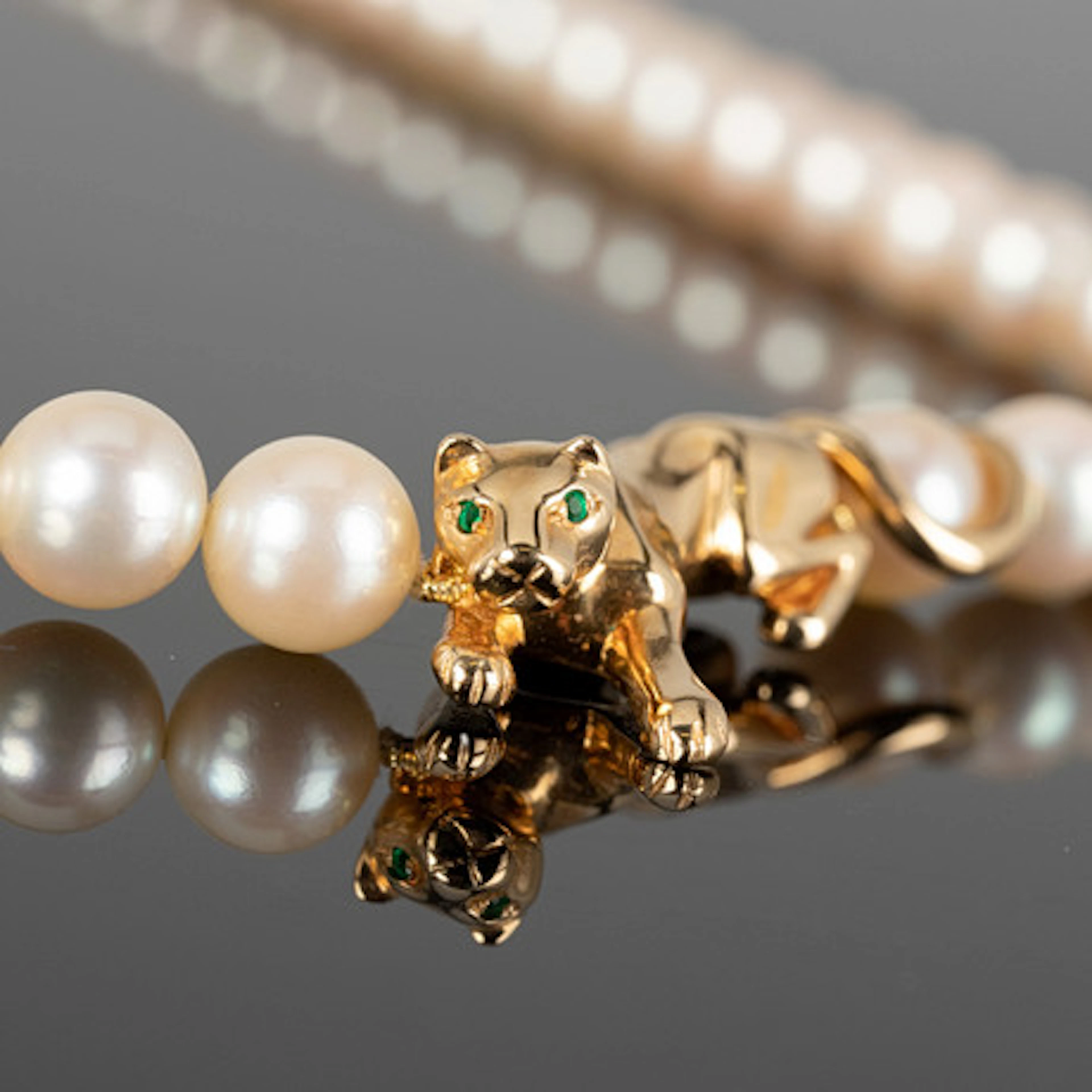 Cartier Panthère halsband.