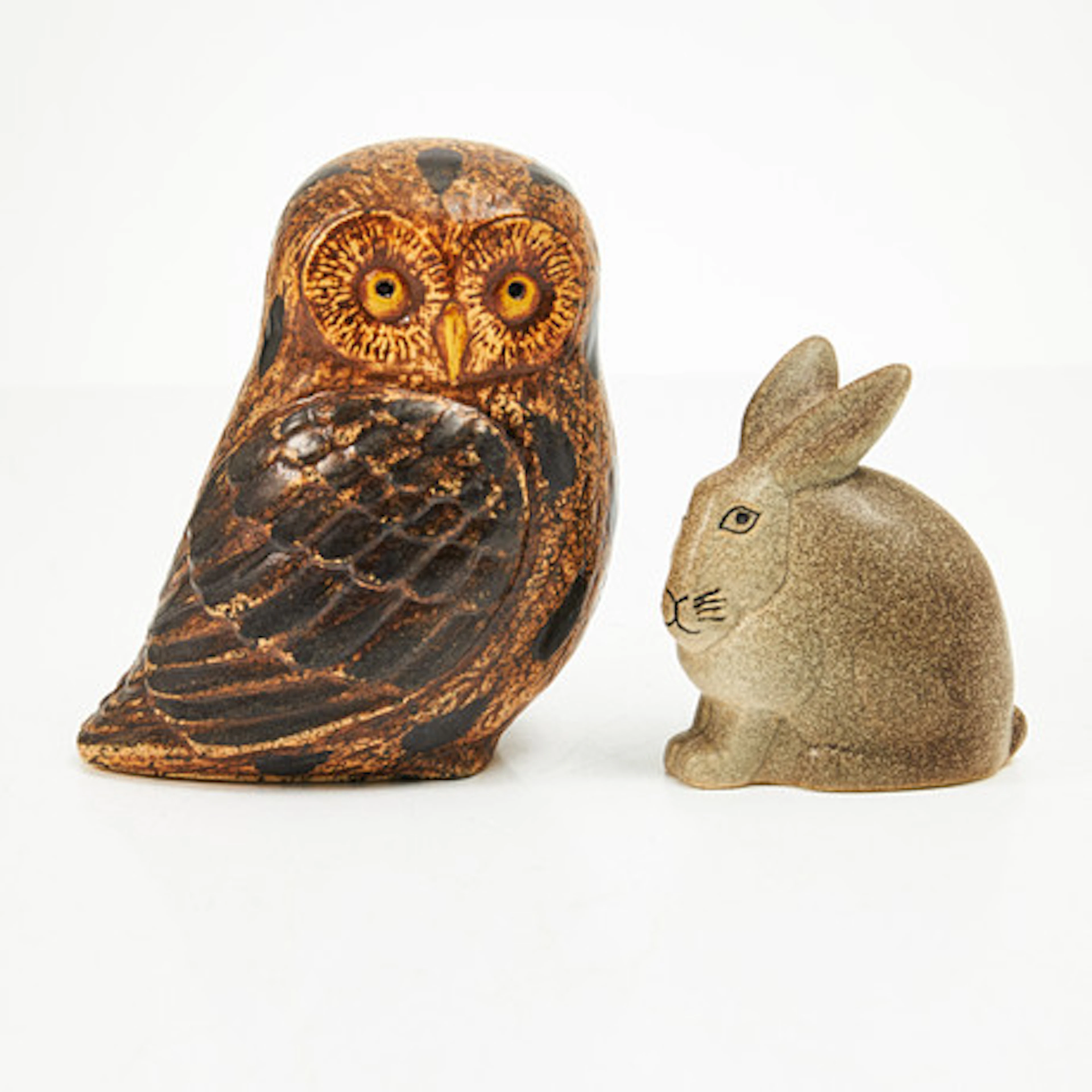 LISA LARSON. Figuriner, 2 st., Uggla och K…
