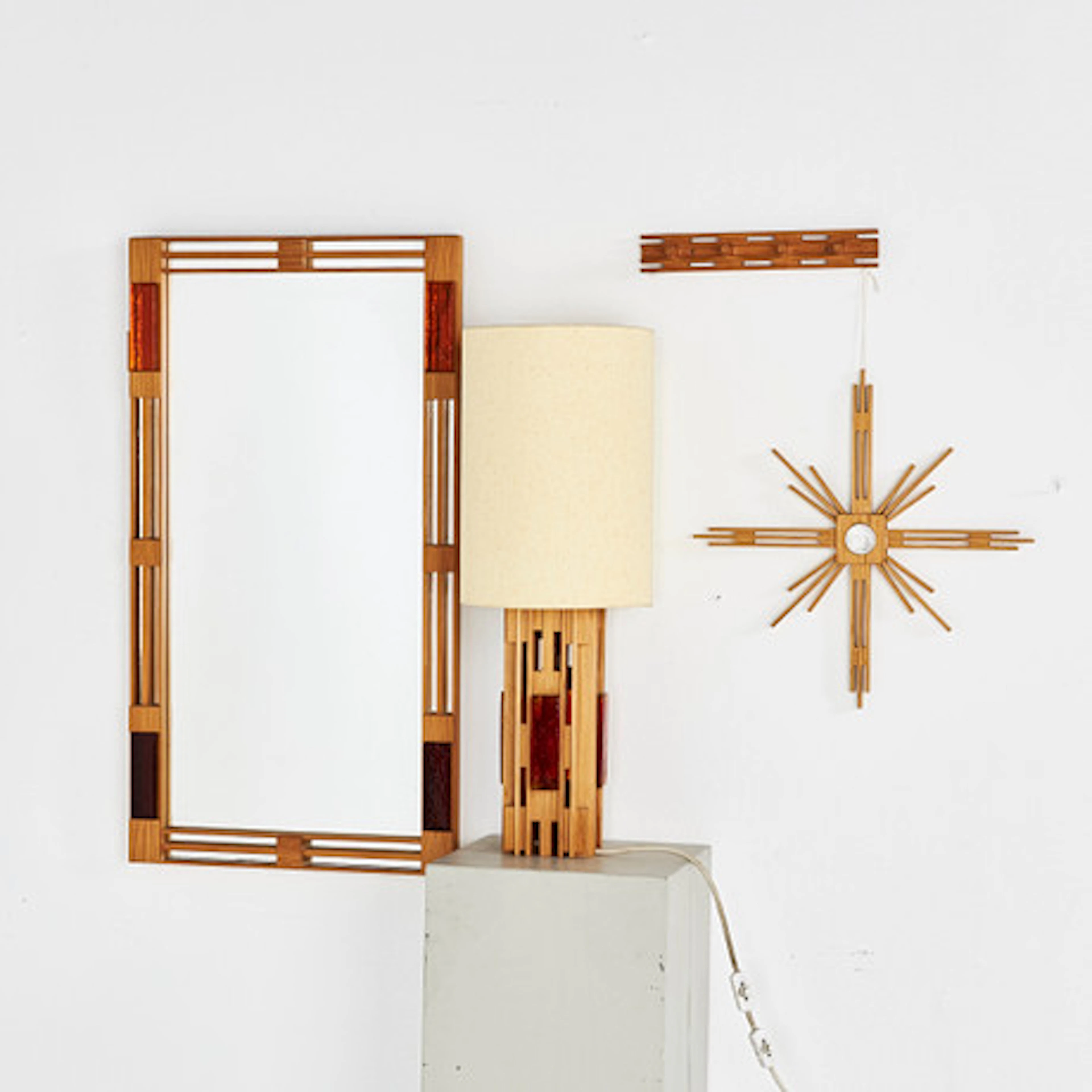 SPEGEL, BORDSLAMPA, HÄNGARE, STJÄRNA, 1970…