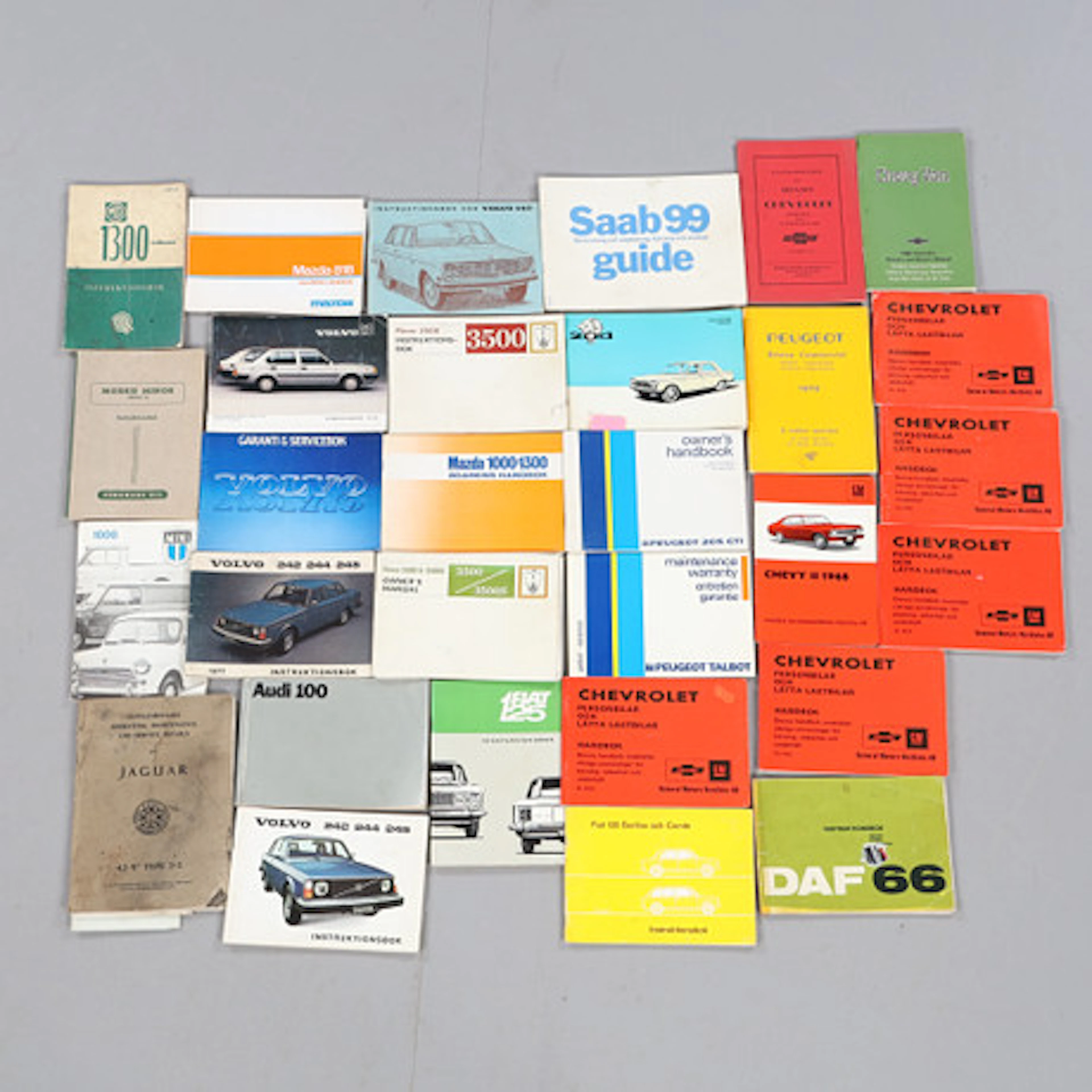 INSTRUKTIONSBÖCKER, 30 st. Volvo, Fiat, Ch…