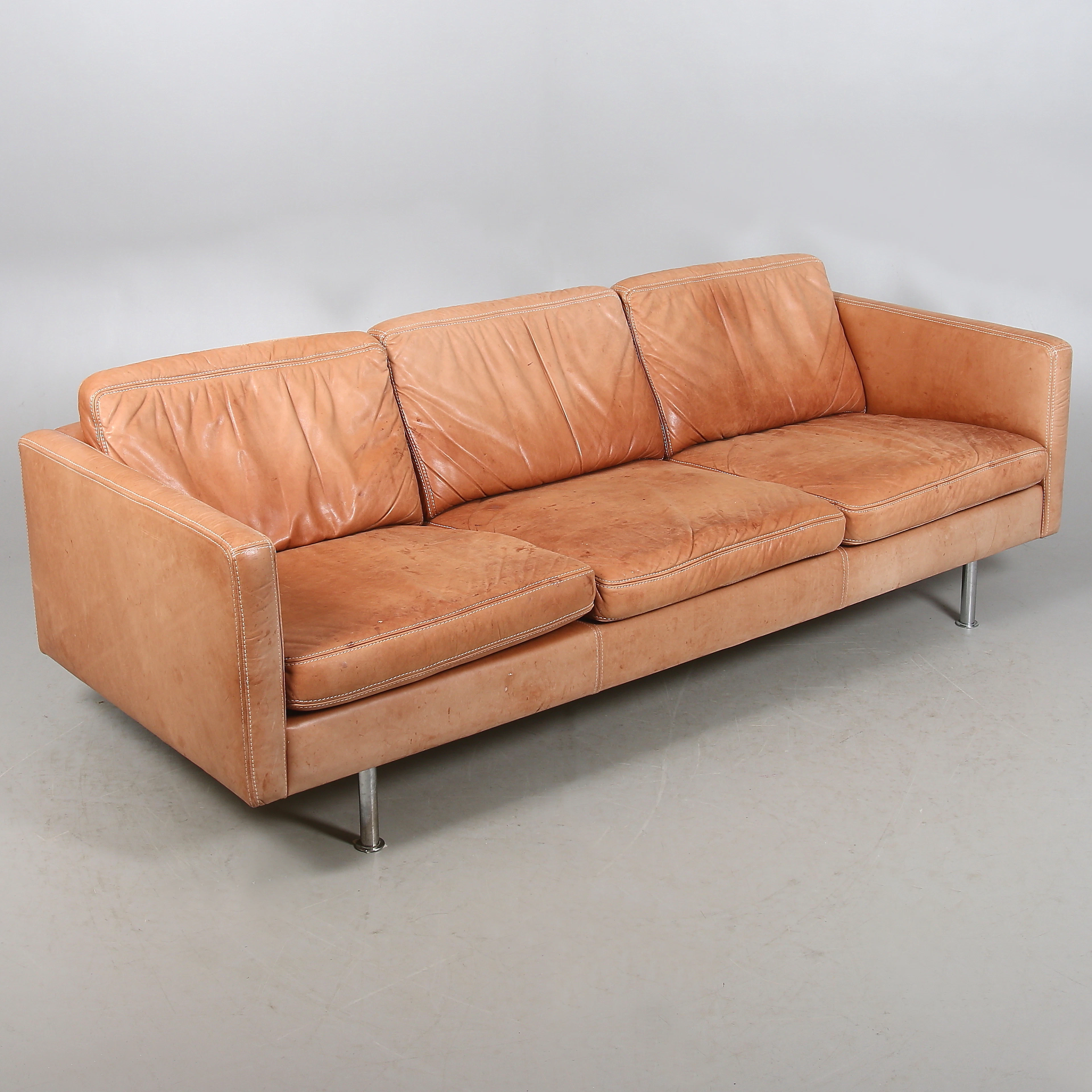 SOFFA "Ritz", designad Kenneth Bergenblad 1982, Dux.