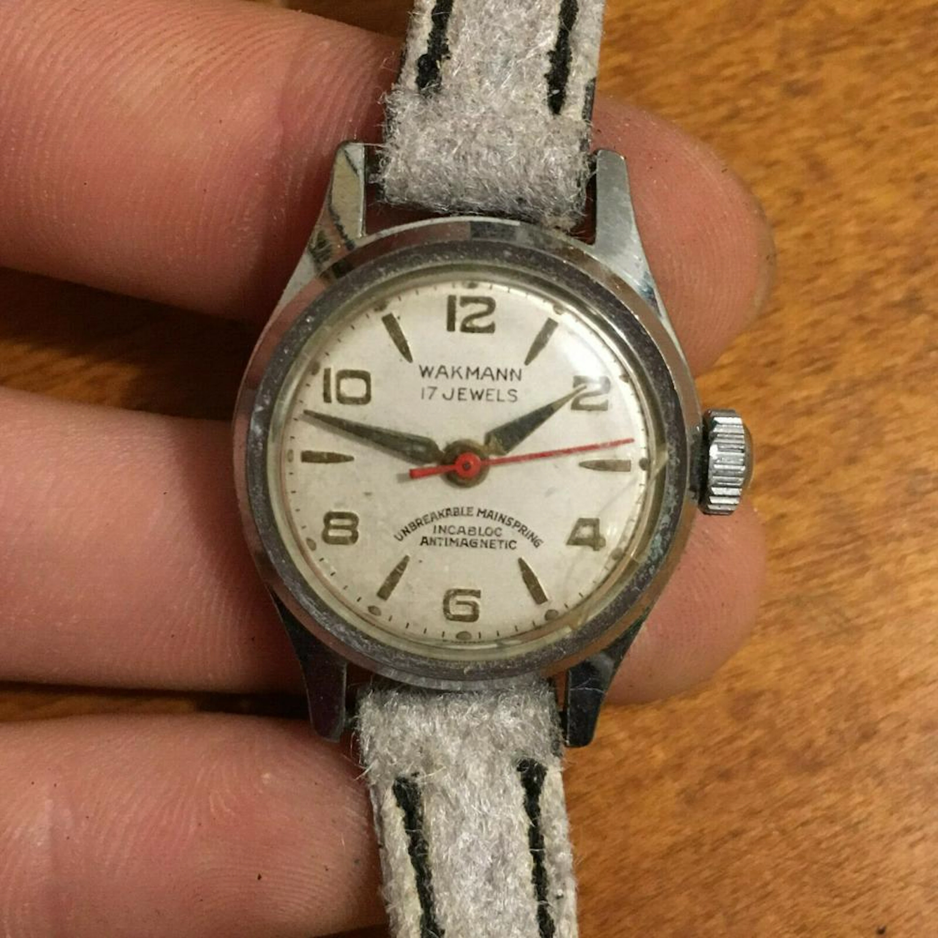 Vintage Wakmann 17 Jewels Incabloc Antimagnetic Ladies Watch Woking