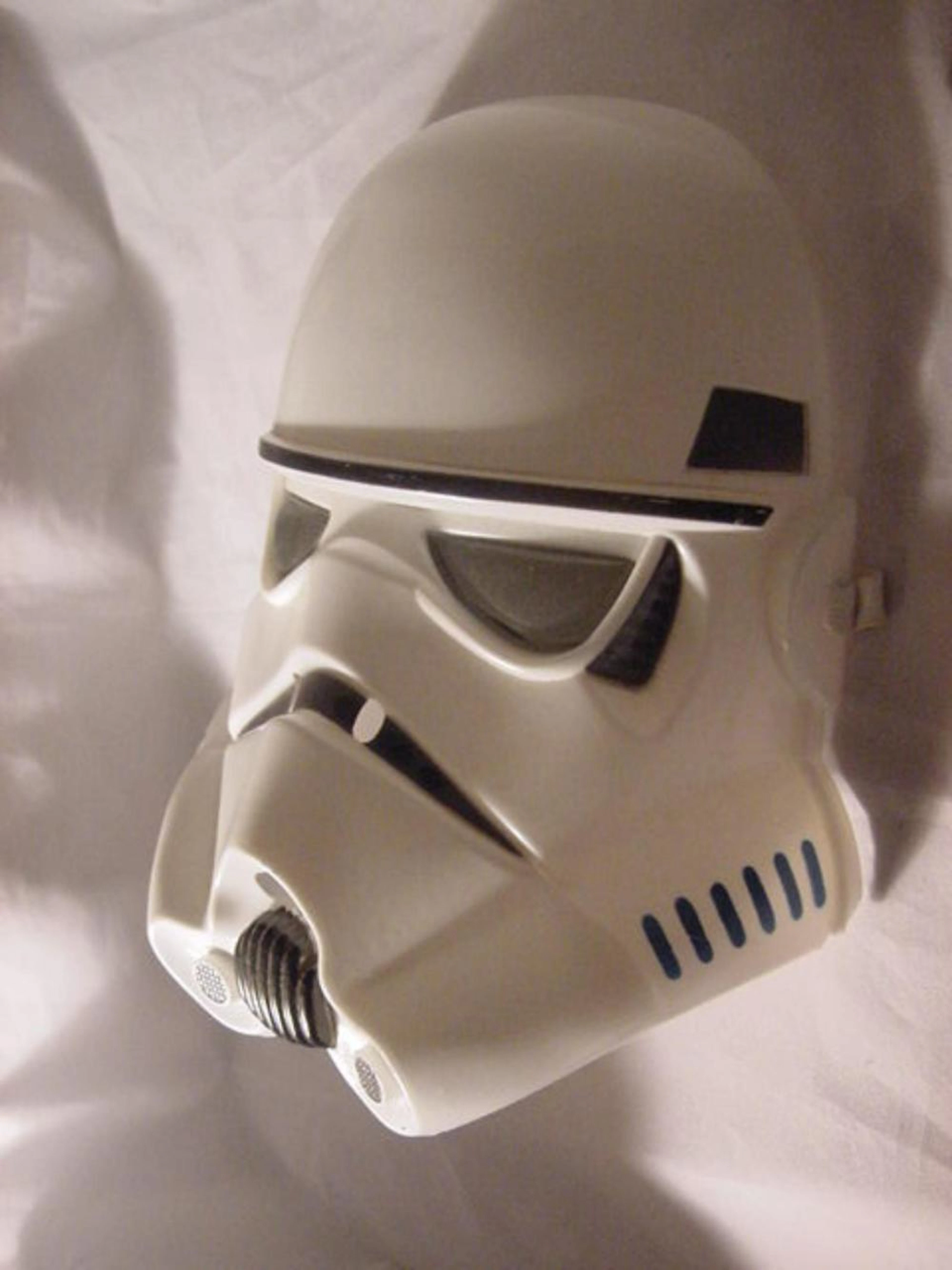 VINTAGE STAR WARS LUCAS FILM MASK