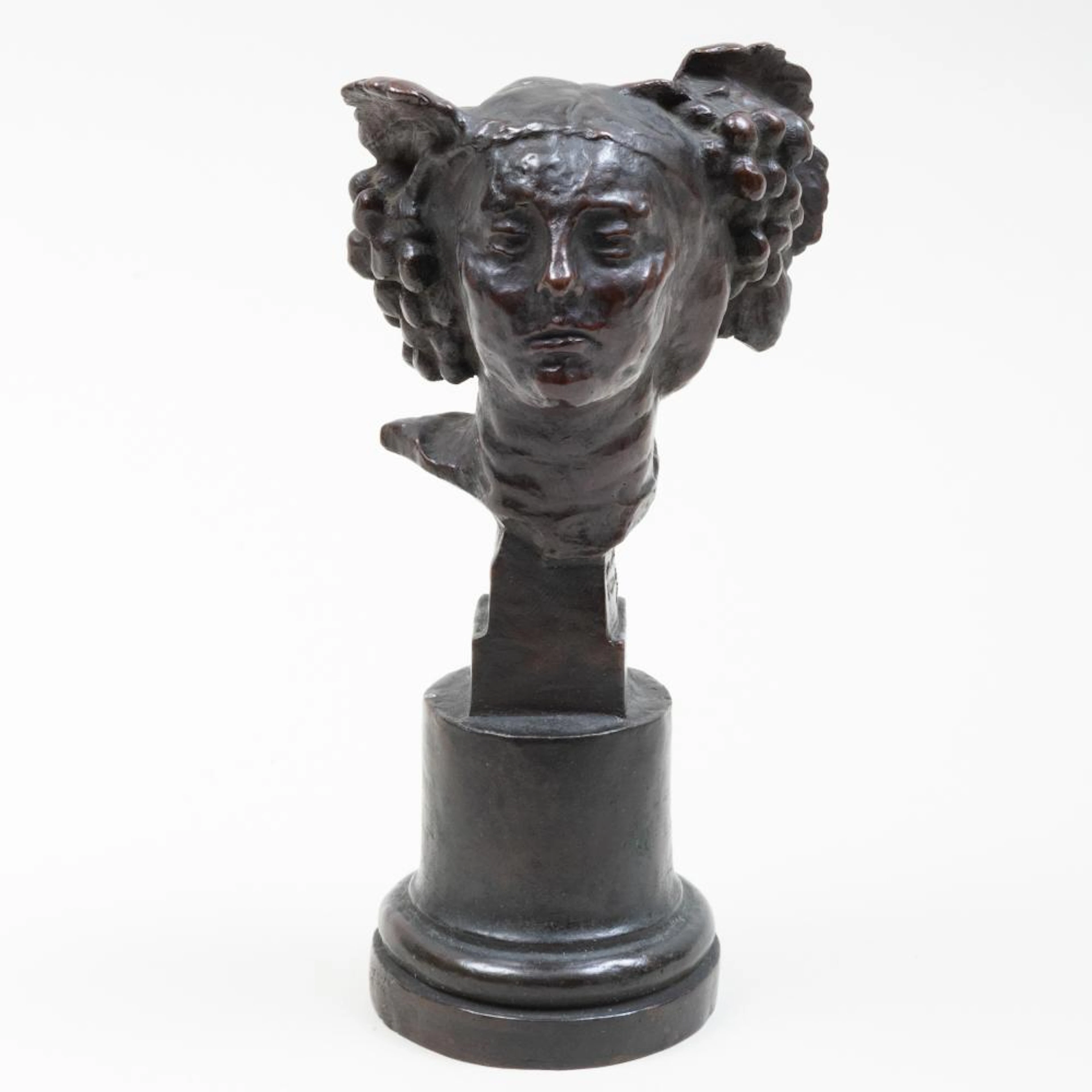 Emile Antoine Bourdelle (1861-1929): Petite tête aux raisins