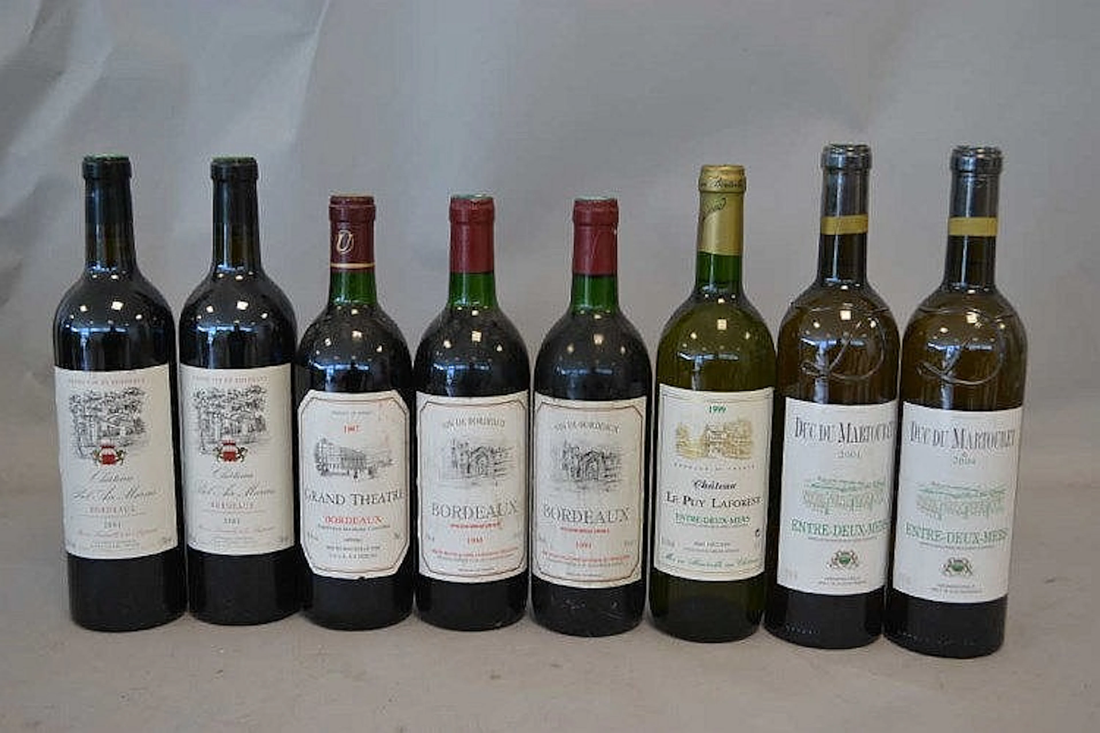Lot de 8 Bottles comprenant 2 Bottles CH. BEL AIR MARAIS B