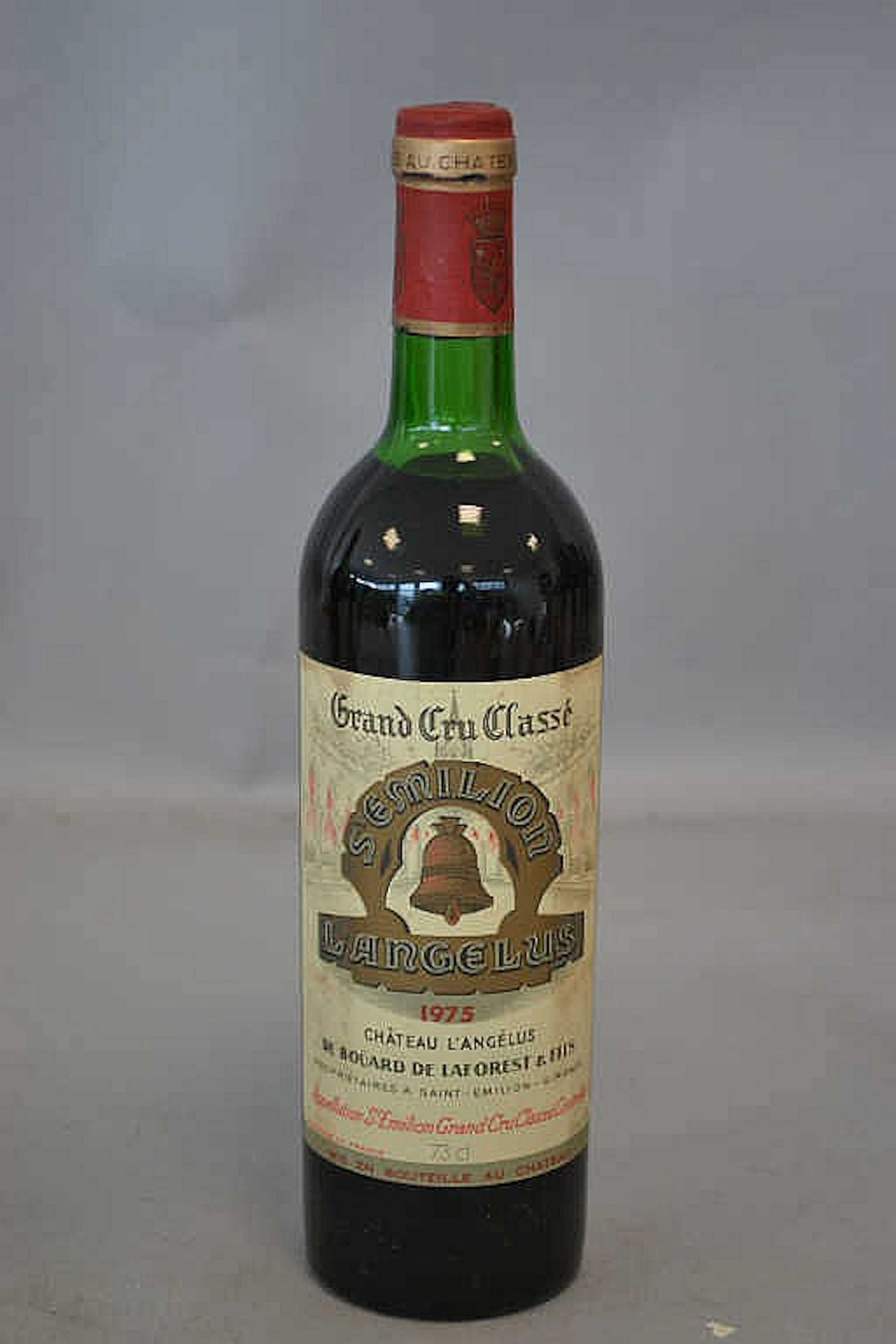 1 Bottle CH. L'ANGÉLUS St Emilion GCC 1975 Et. à peine