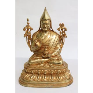 Fine Chinese gilt bronze sculpture of deity