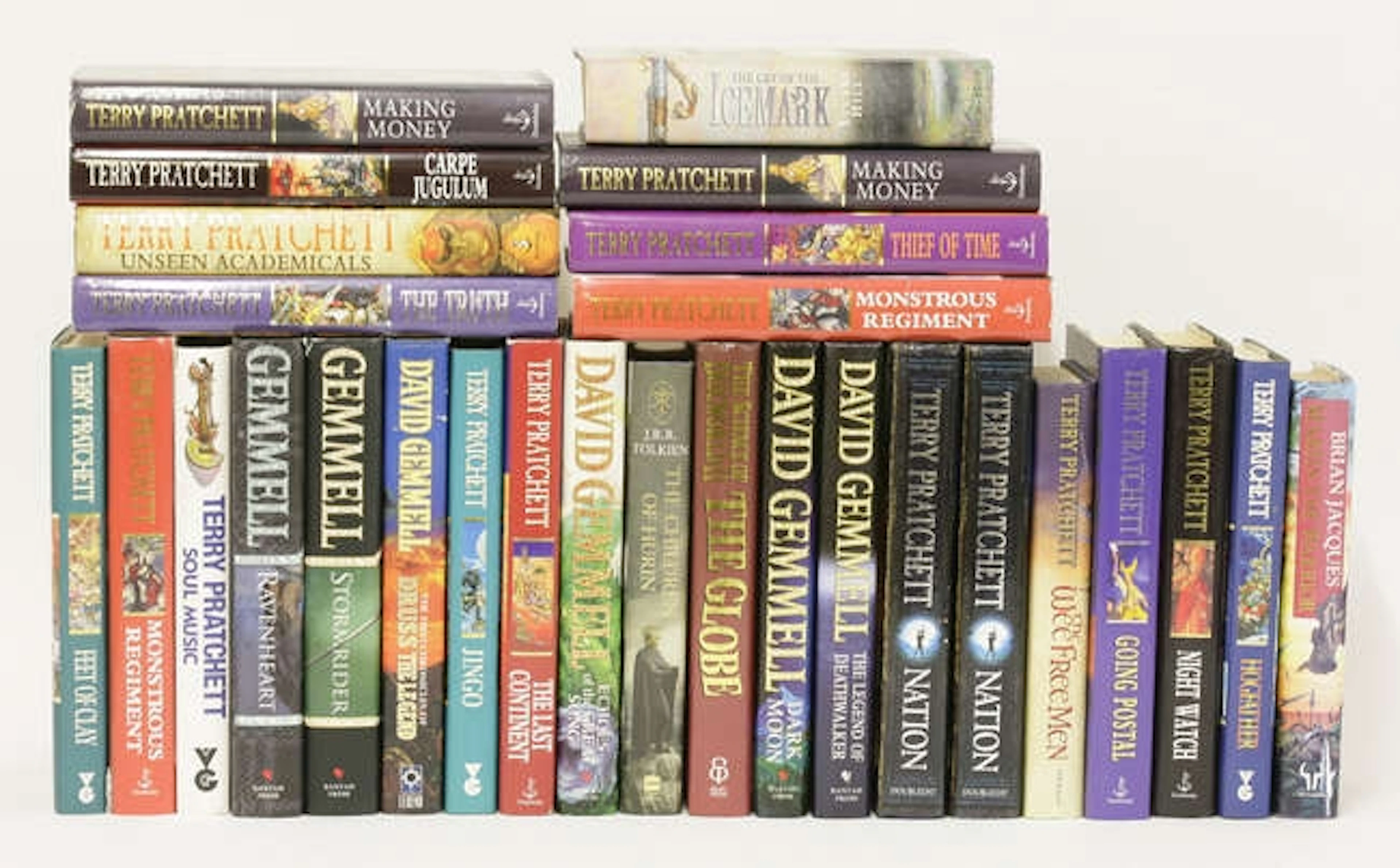 FANTASY/ FICTION: 1. Jacques, Brian: Martin the Warrior; signed copy; 2. Hill, Stuart: The Cry of the Icemark, signed copy; 3. Gemmell, David: Druss the Legend; Dark Moon; Legend of Deathwalker; Echoe
