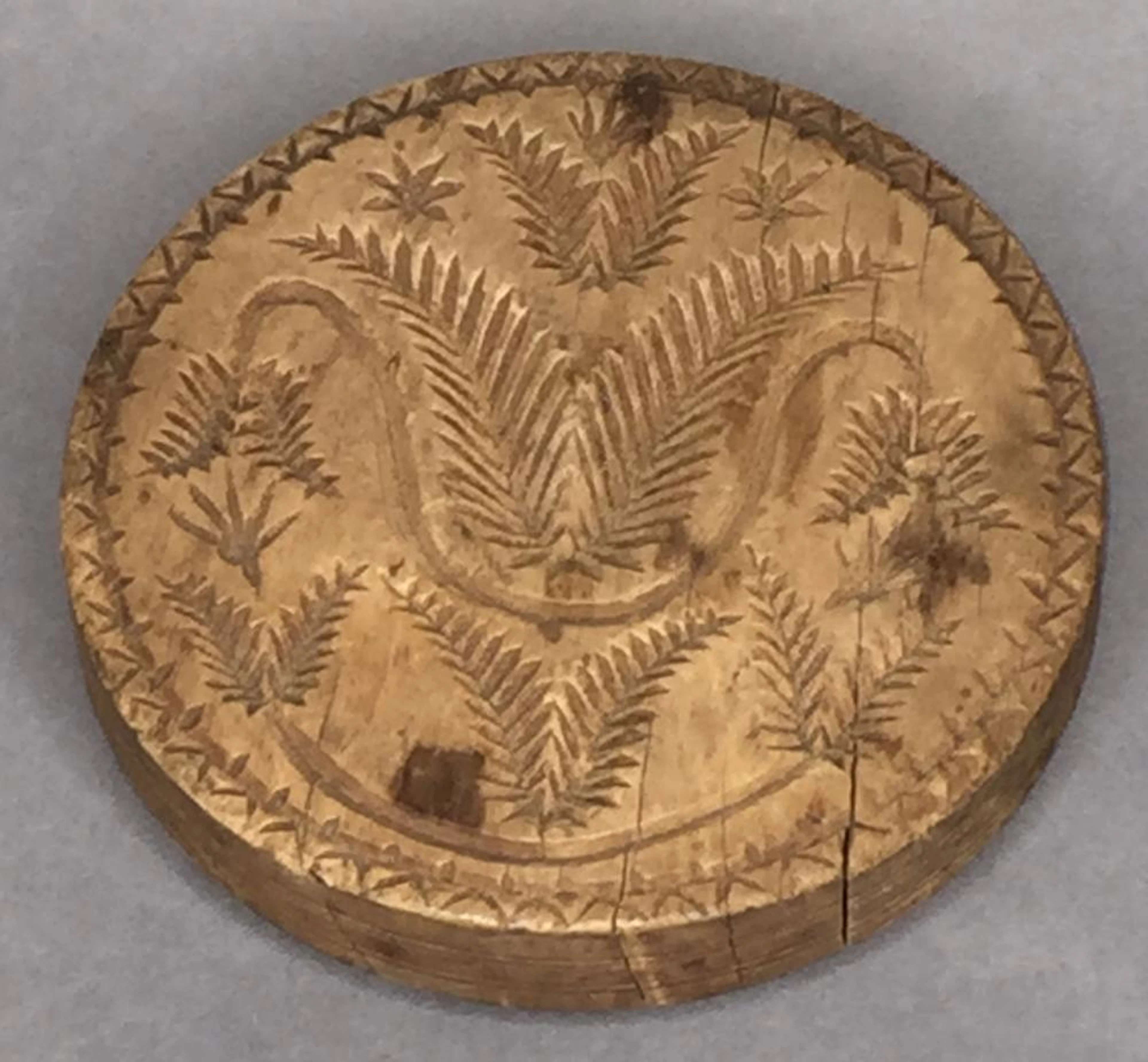 Early chip carved variegated tulip design butter print
