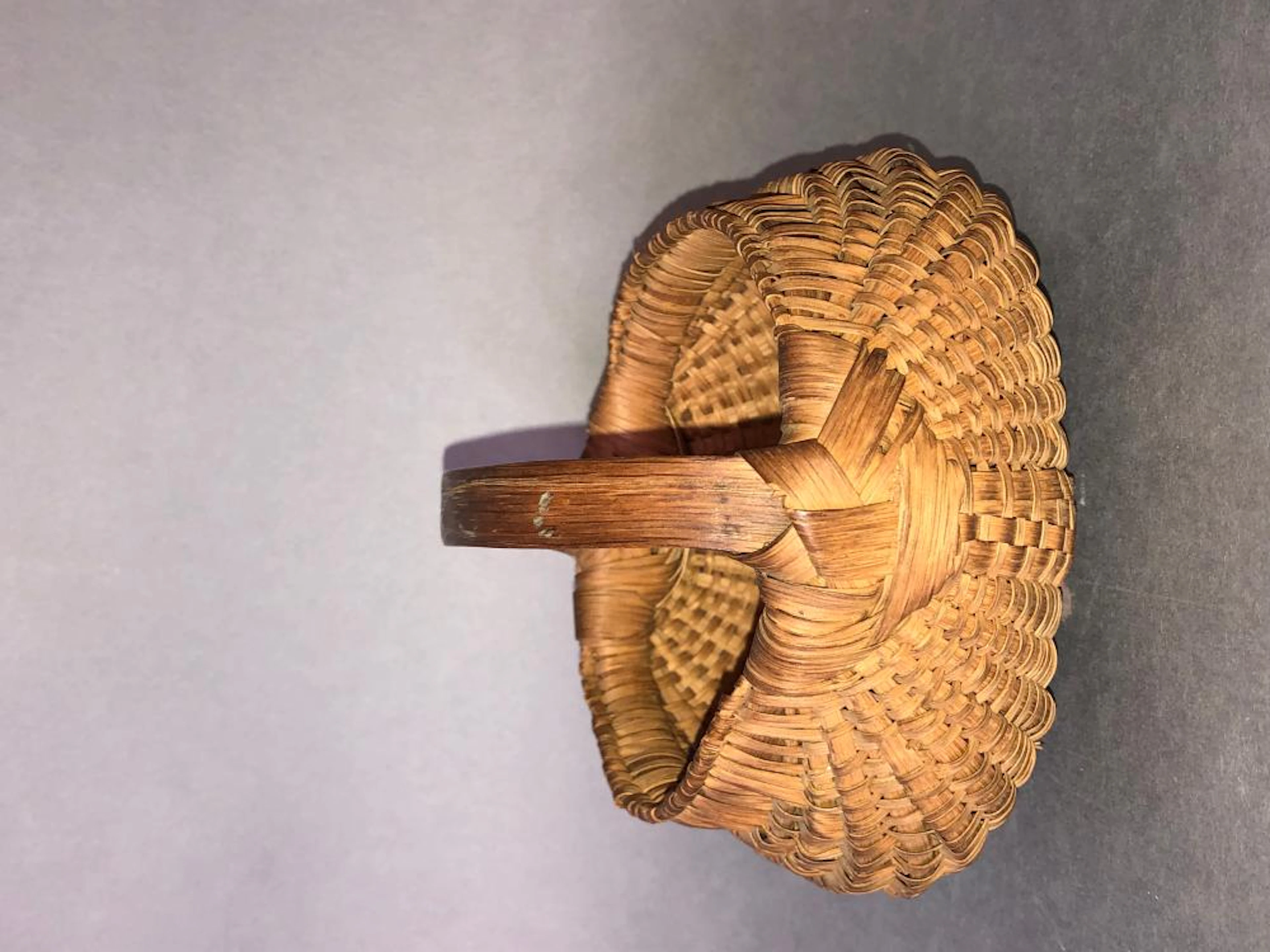 Fine PA orschbok miniature egg basket