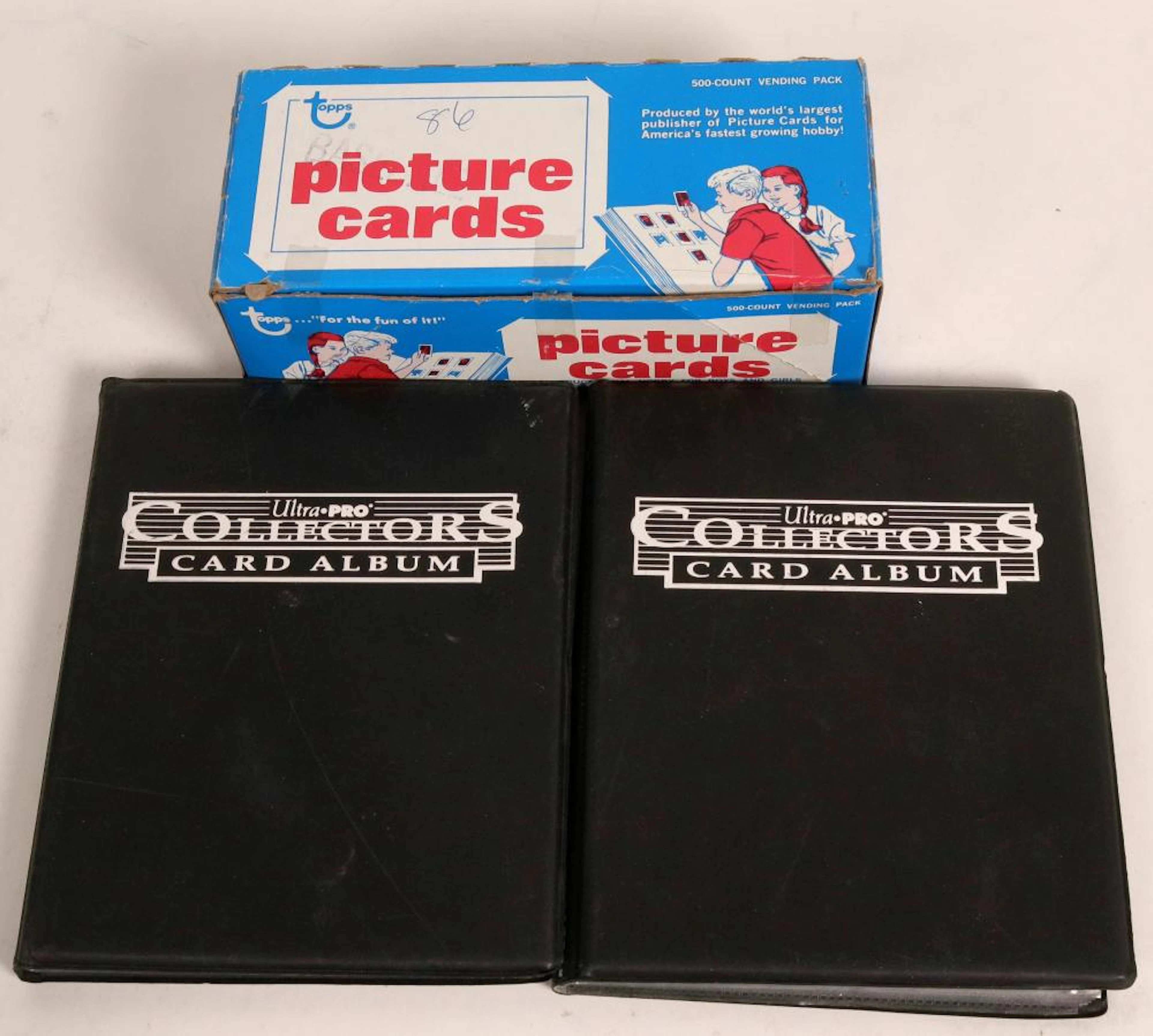 Baseball/Football Card Collection (114942)