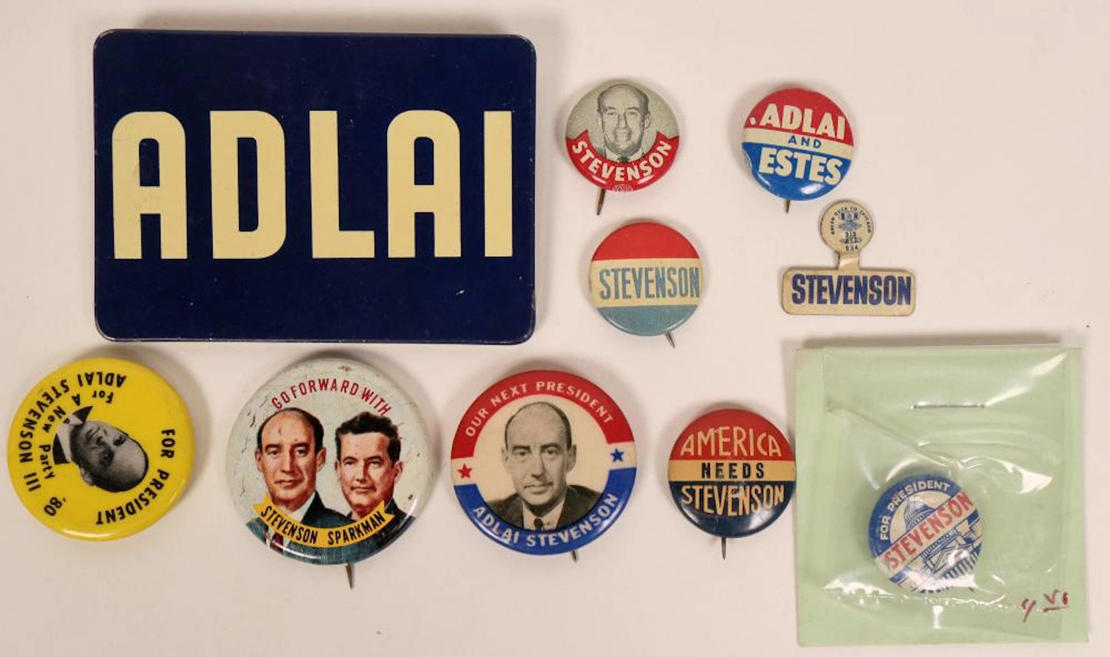 Adlai Stevenson Campaign Pin Backs (118143)