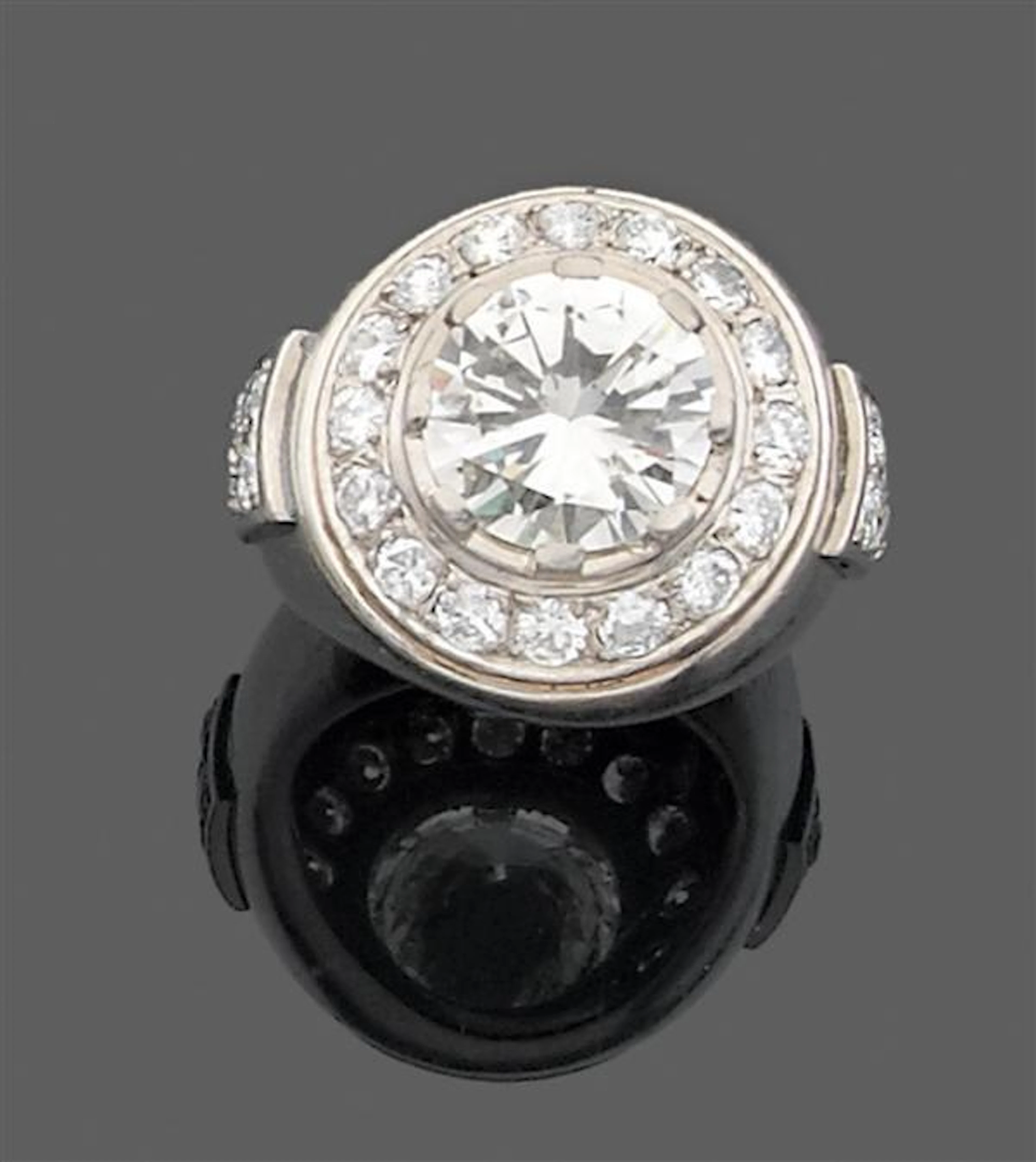 Bague dôme de petit doigt en palladium