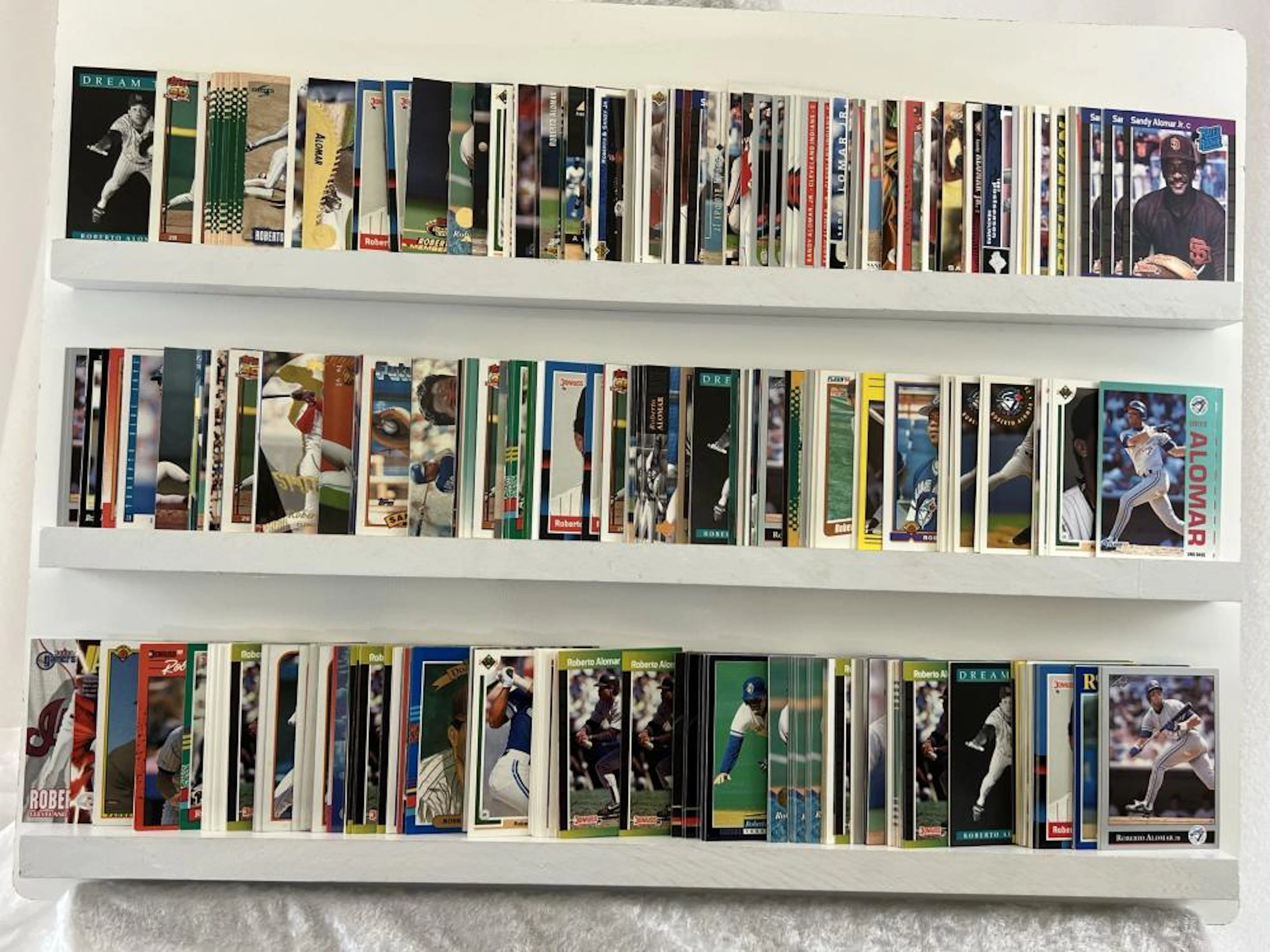 Roberto (HOF)(450 plus) & Sandy Alomar Jr (80+ cards)...