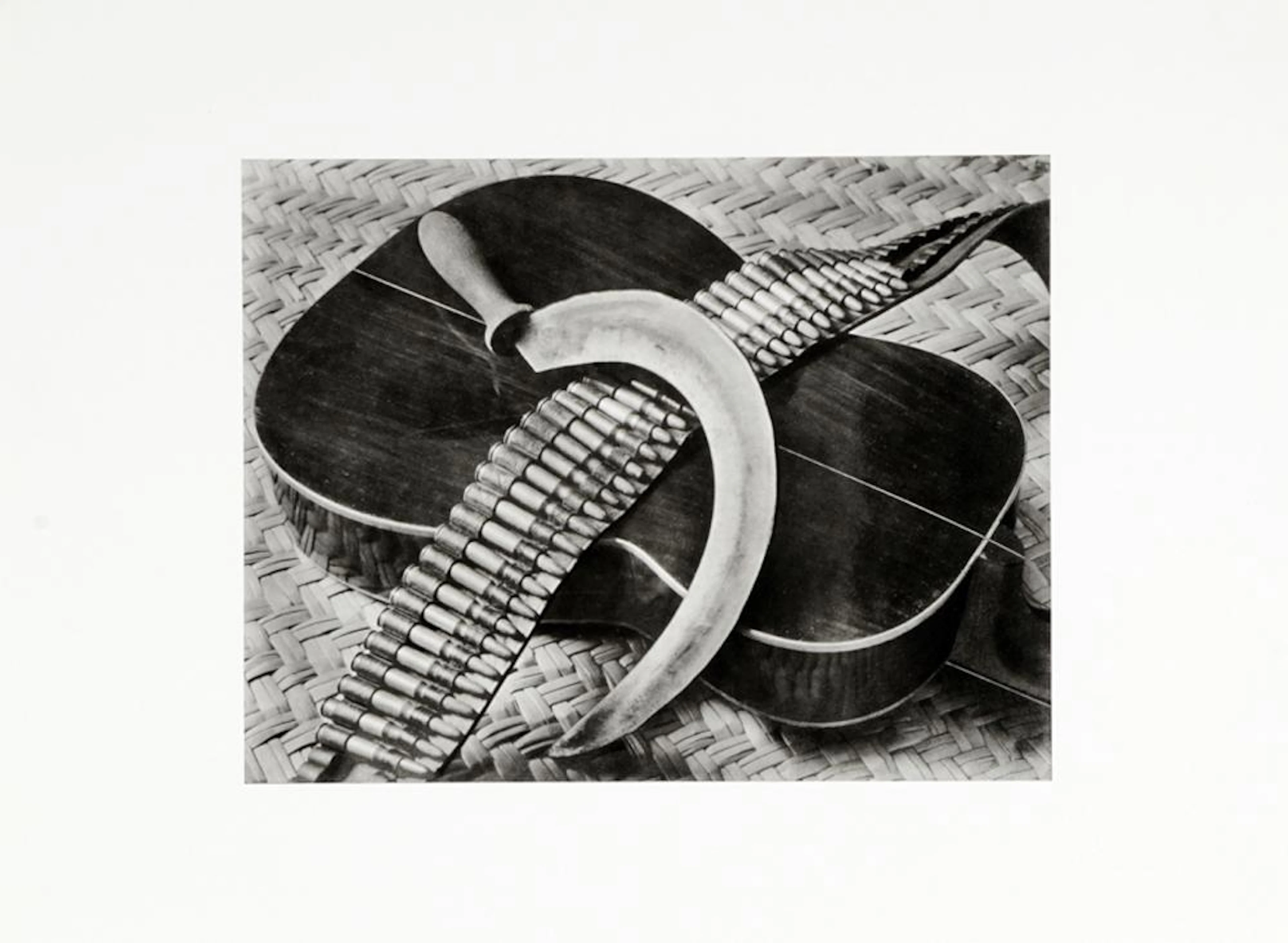 Tina Modotti. Portfolio. Milano: Gruppo Editoriale Electa, 1979.