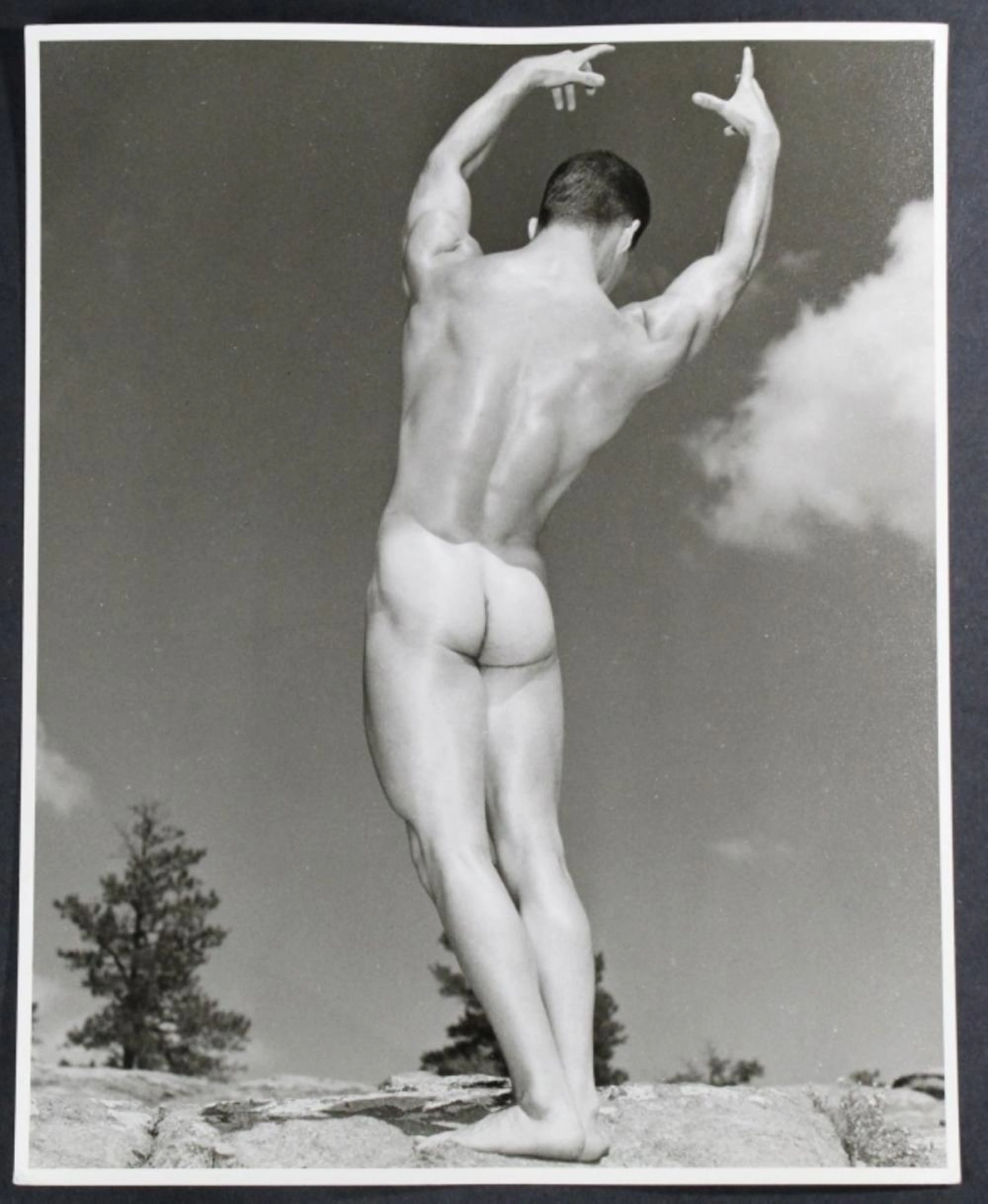 VINTAGE WESTERN PHOTOGRAPHY GUILD WPG MALE NUDE