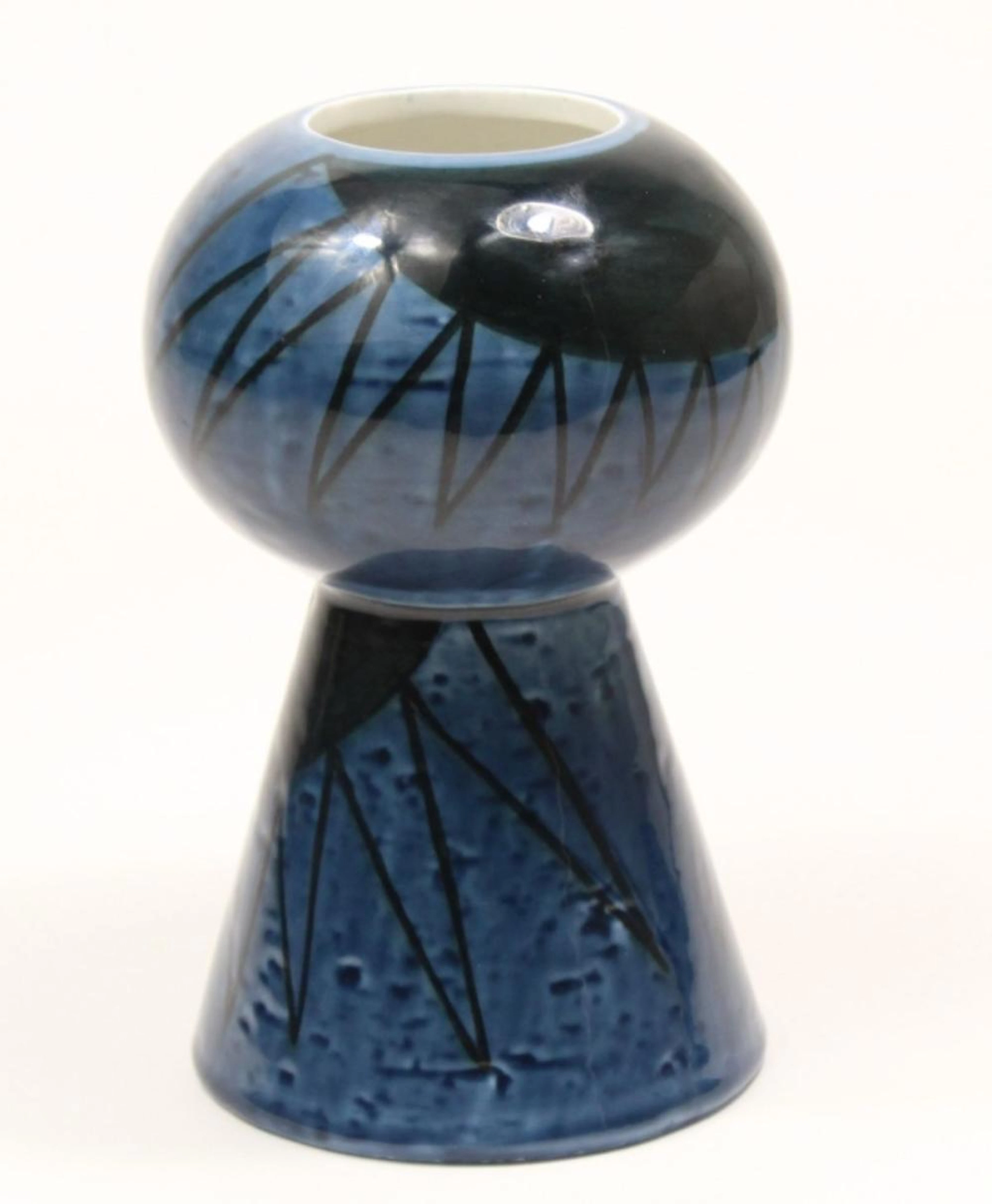 VILHELM BERKE PETERSEN VASE FOR RORSTRAND SWEDE