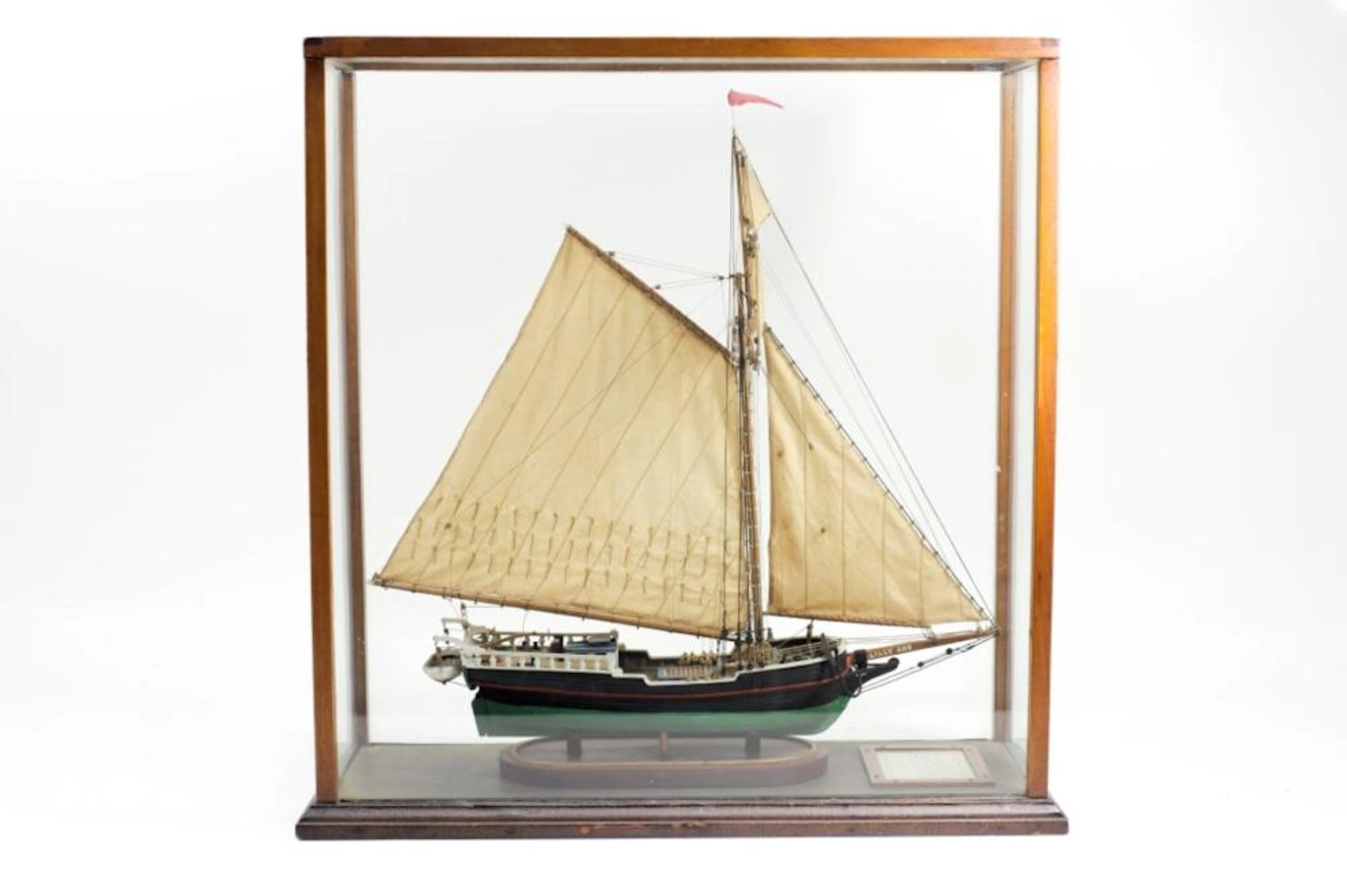 "LILLY ANN" 1/6 SCALE MODEL PACKET SLOOP, 1934