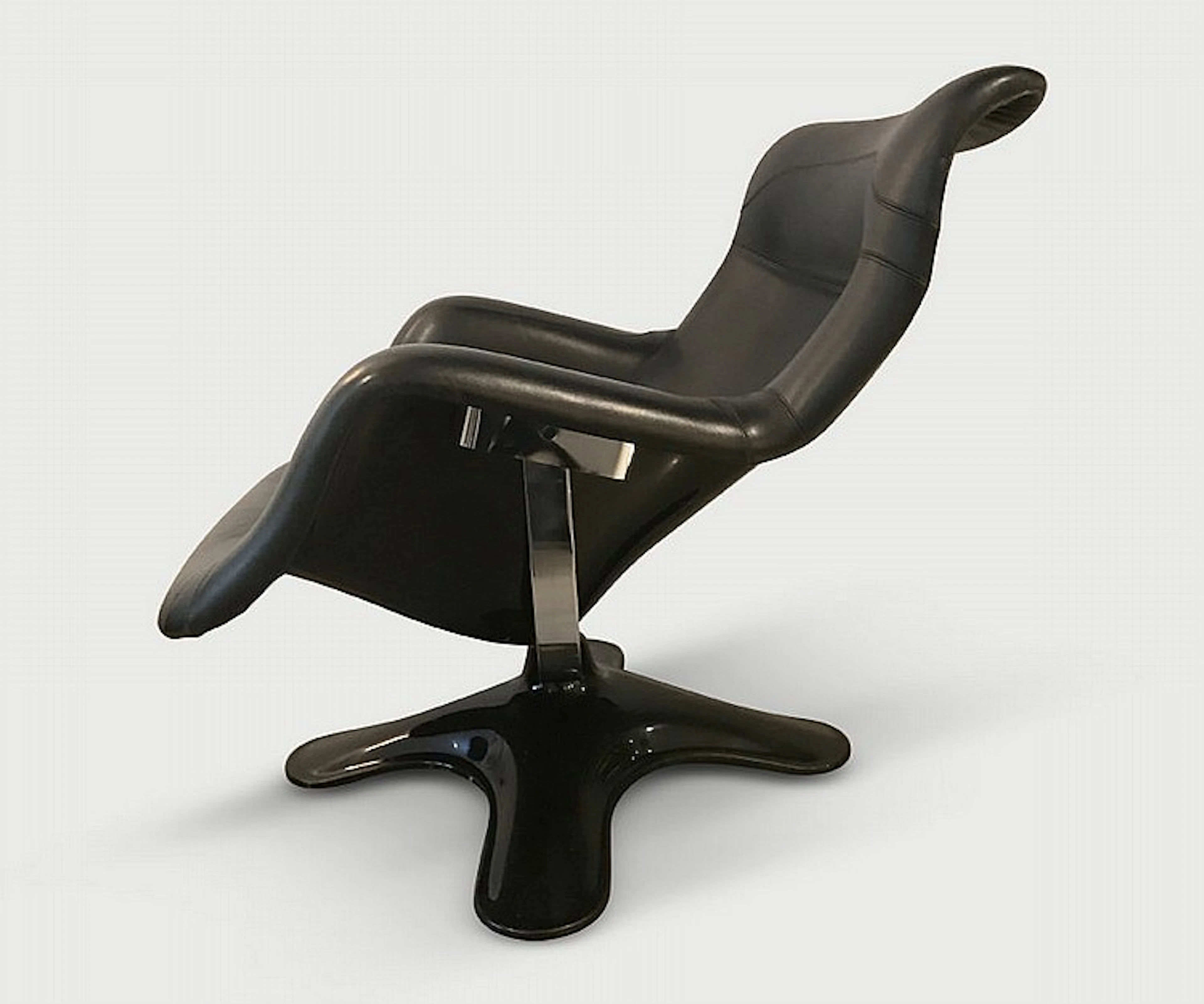Yrjo Kukkapuro Chair