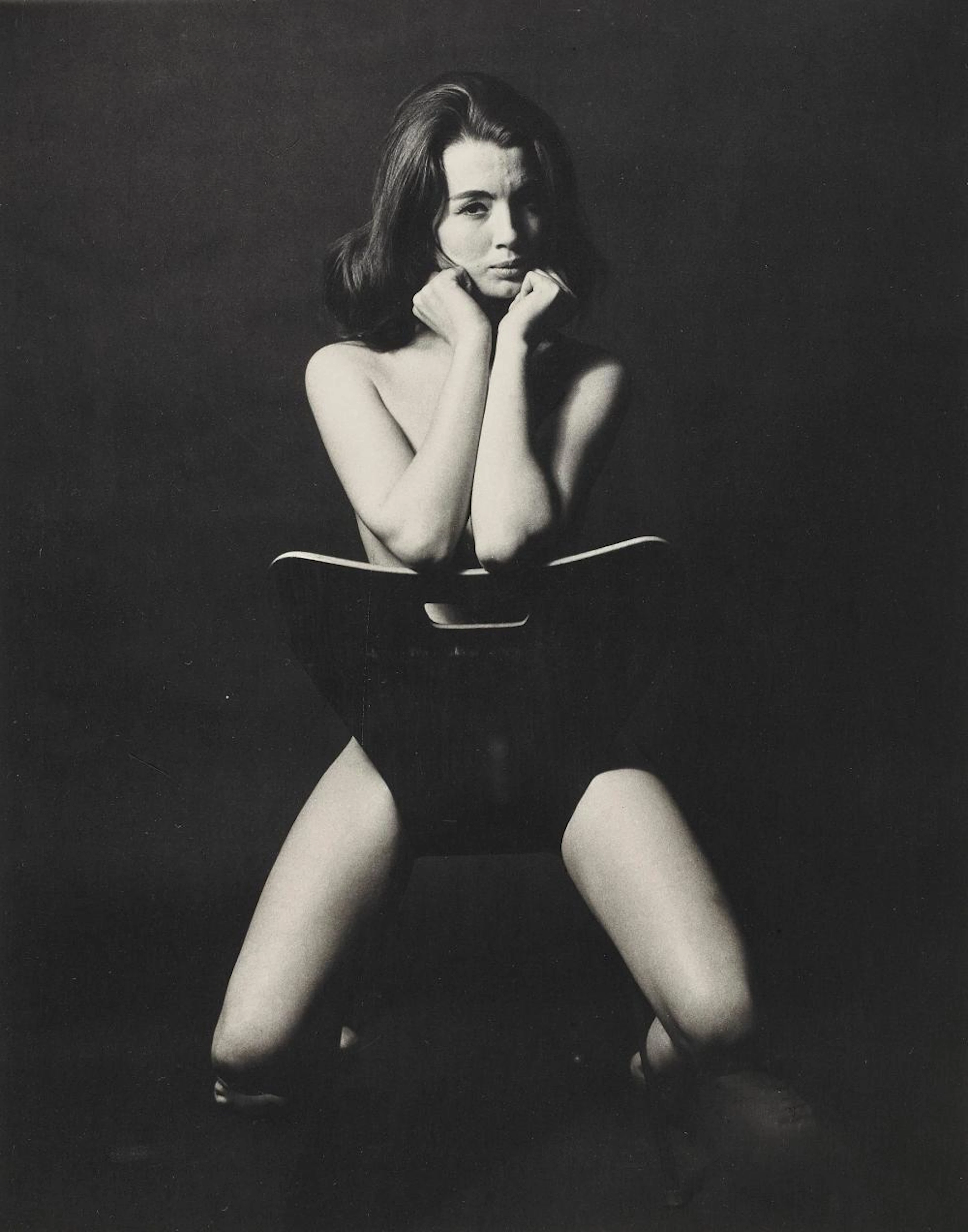 LEWIS MORLEY , CHRISTINE KEELER, AT MORLEY'S LONDON STUDIO, 1963