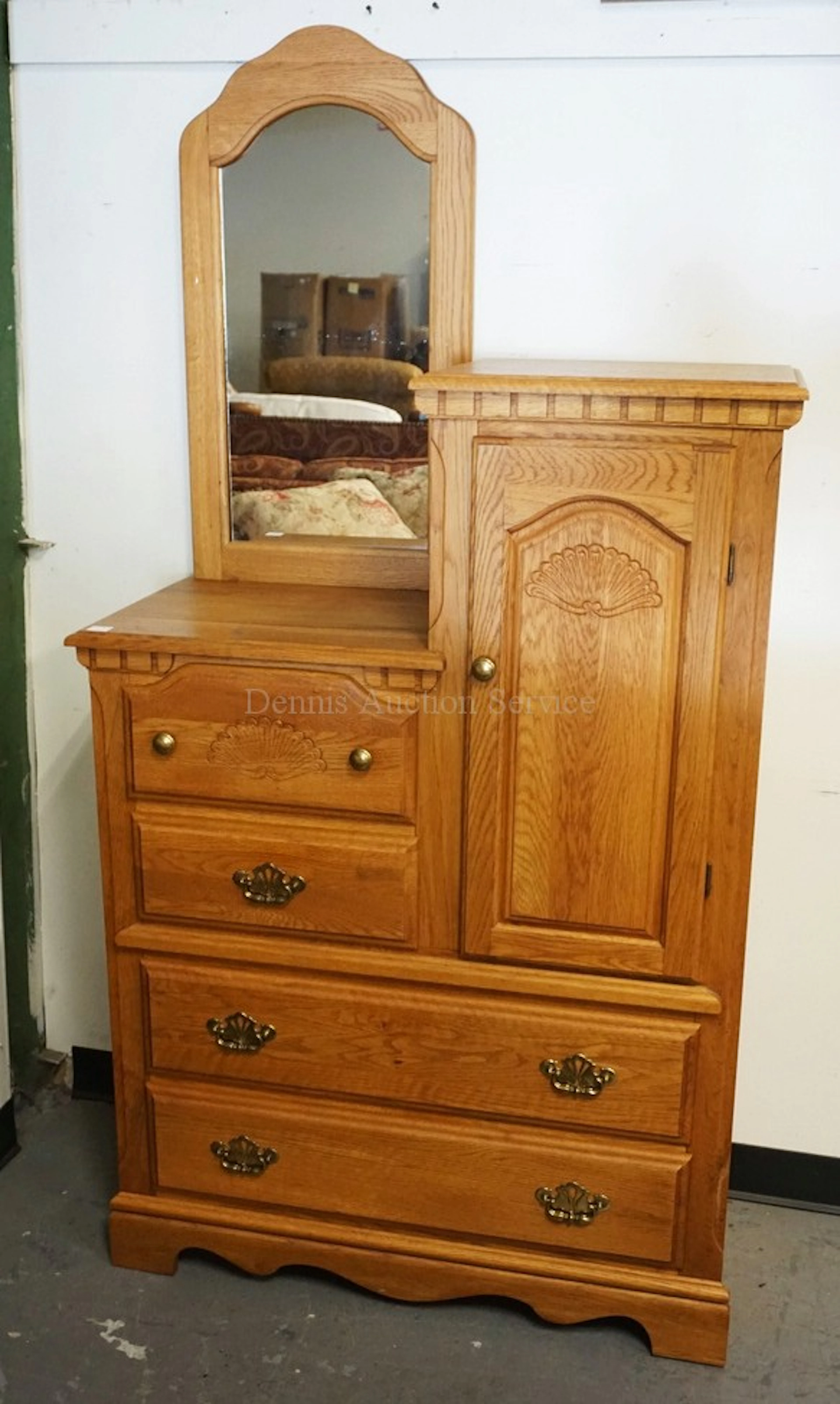 OAK CABINET WITH 4 DRAWERS AND A SINGLE DOOR CABINET WITH MIRROR