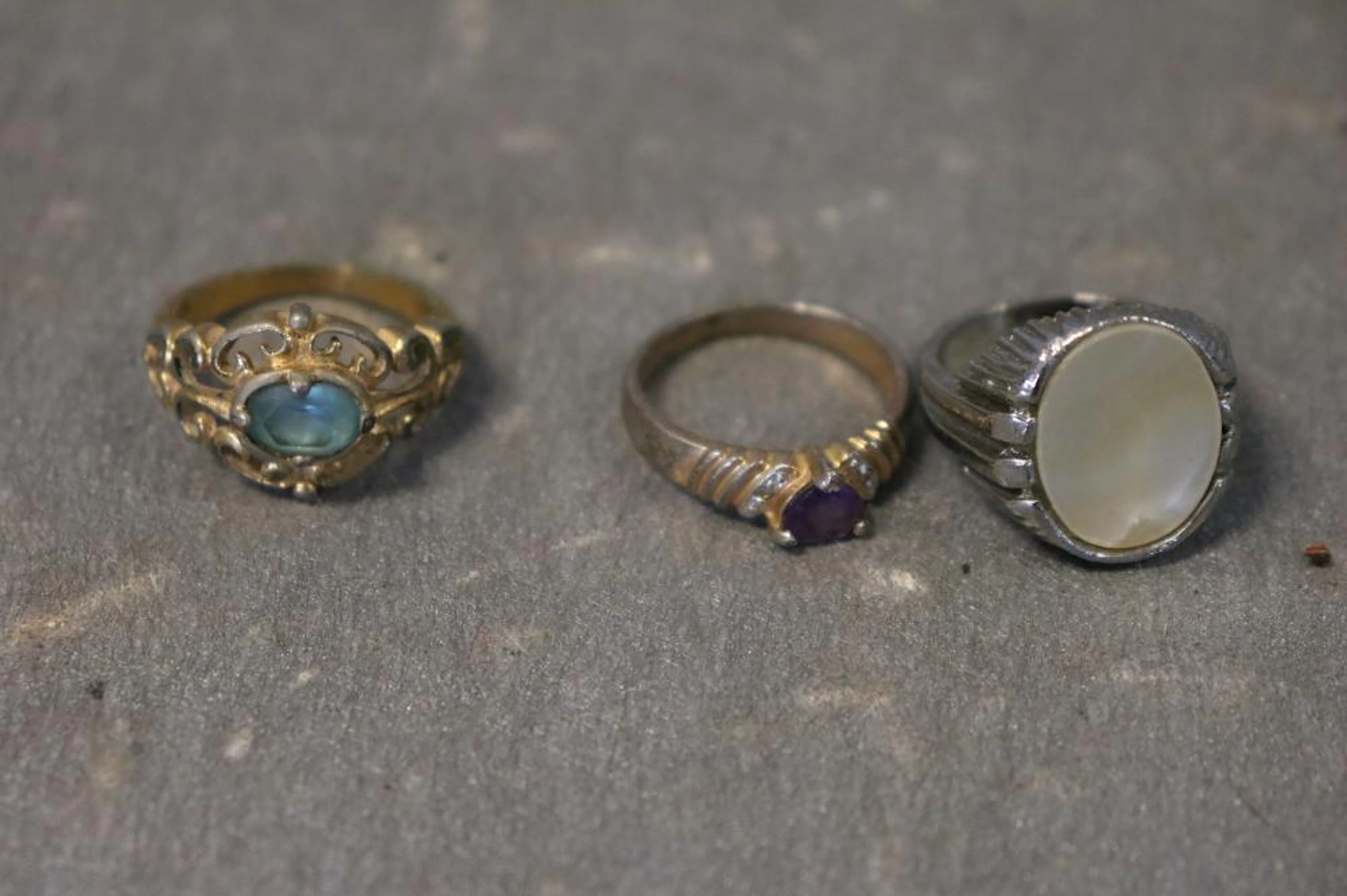Lot of 12 Vintage Watches, Rings