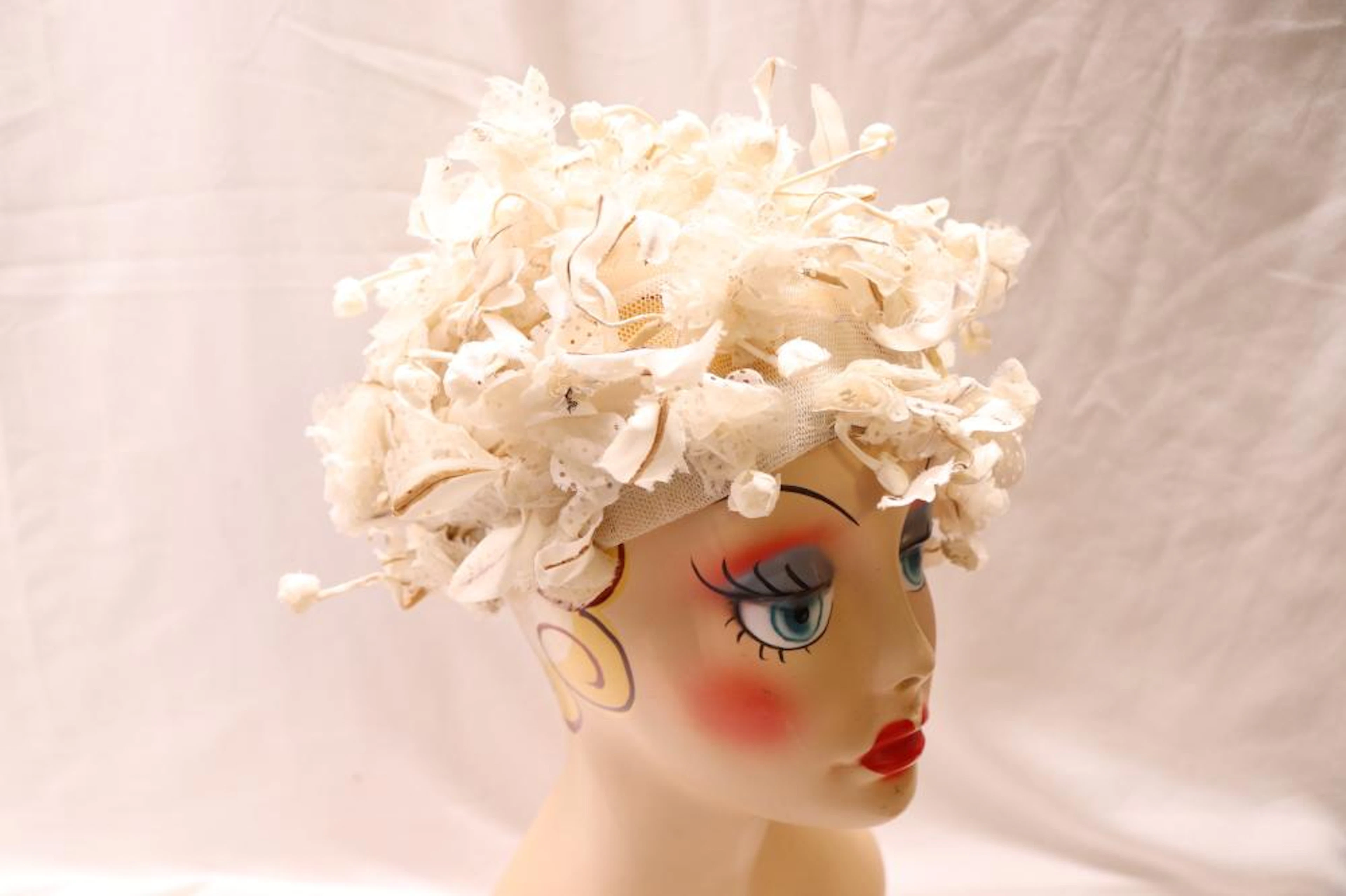 Vintage 1960's White Floral Schiaparelli Hat