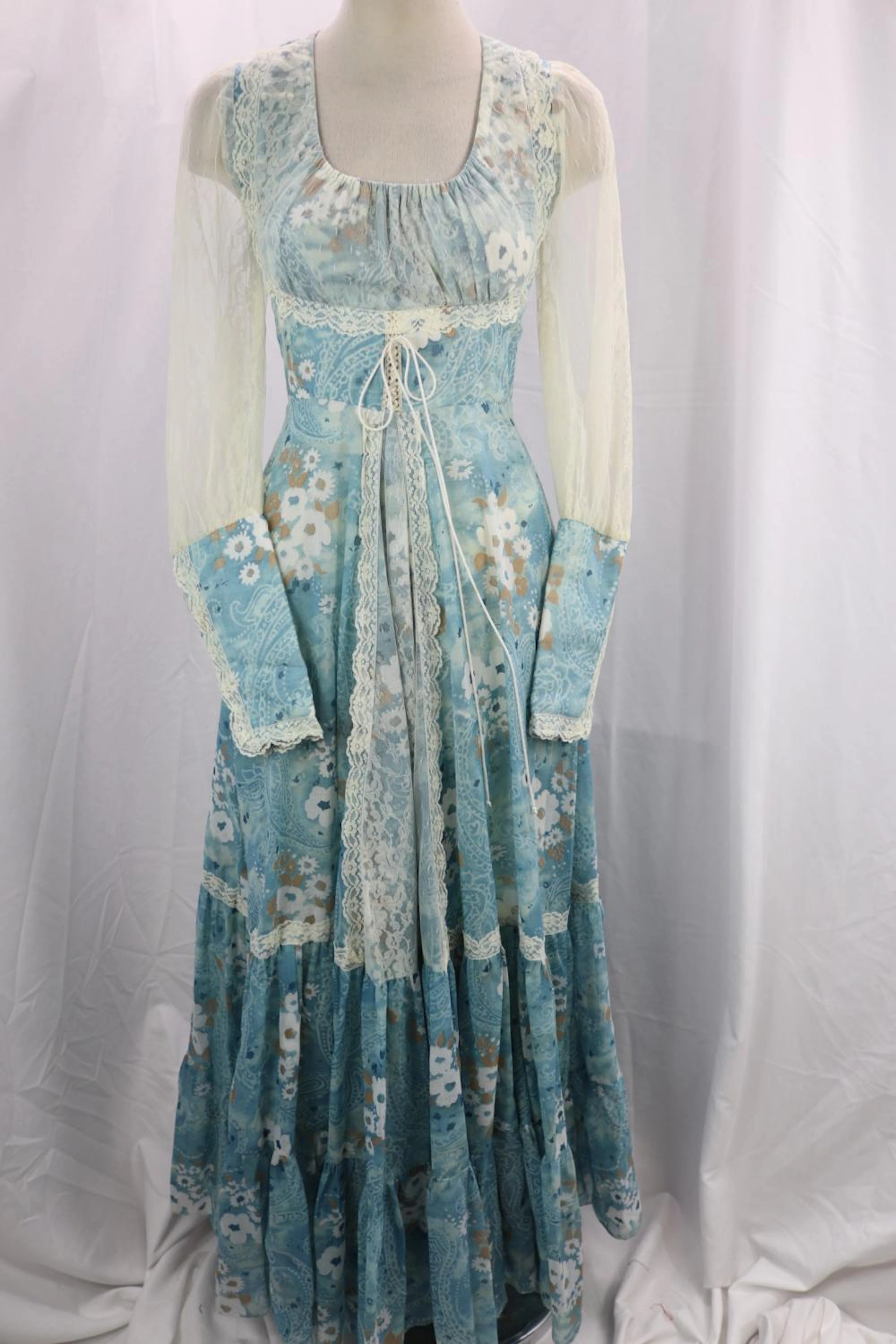 Vintage 1970's Gunne Sax Corset Style Maxi Dress