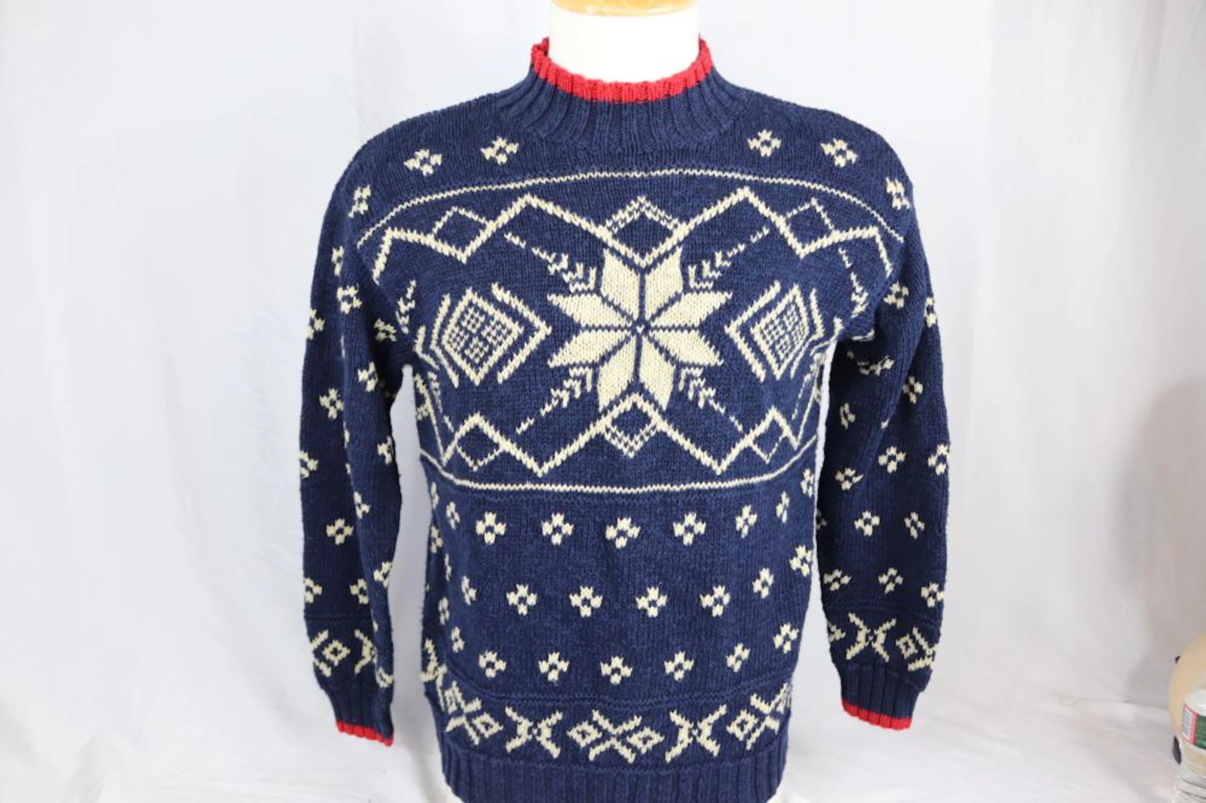 Vintage Lauren Men's Pullover Snow Flake Sweater